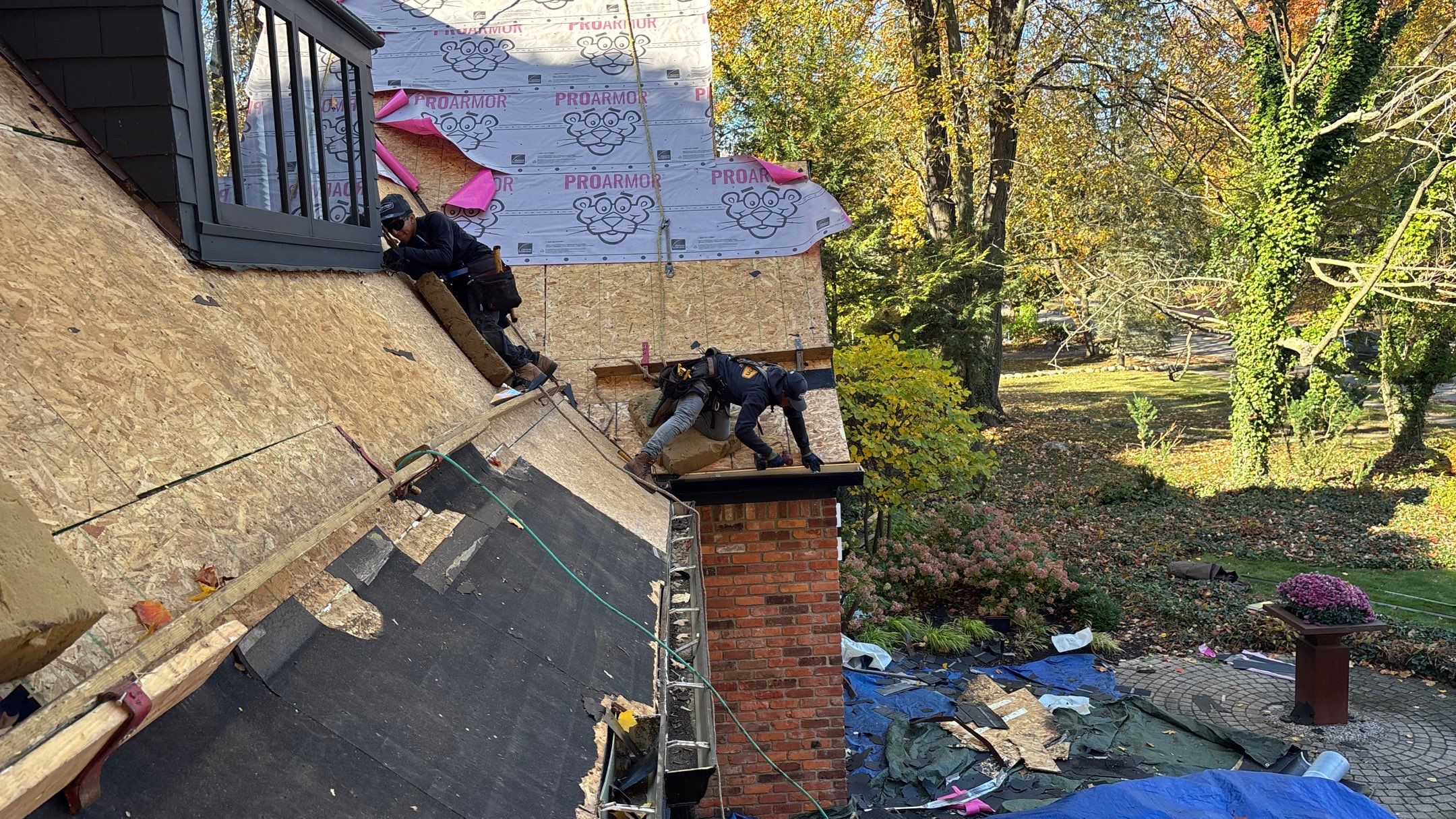 Roof Replacement using Owens Corning Onyx Black by 180 Contractors