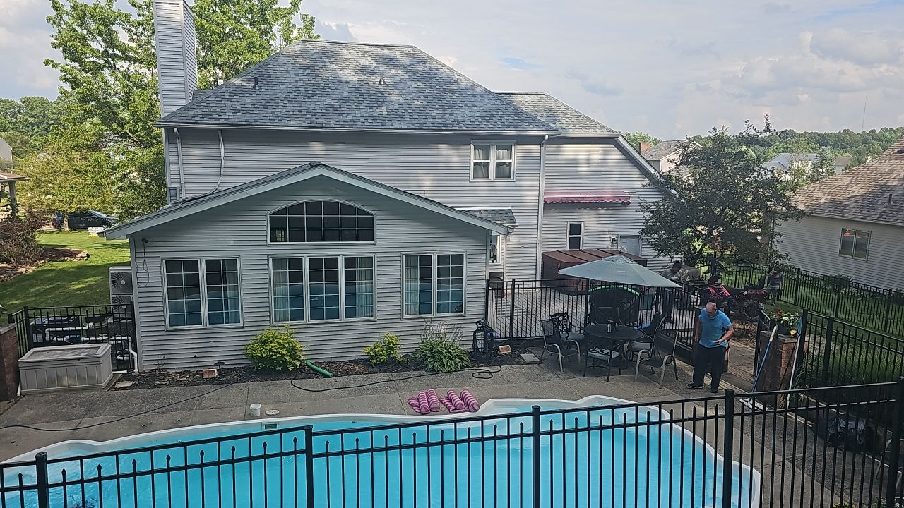 ATLAS PINNACLE COLOR: HEARTHSTONE by Eagle Eye Roofing