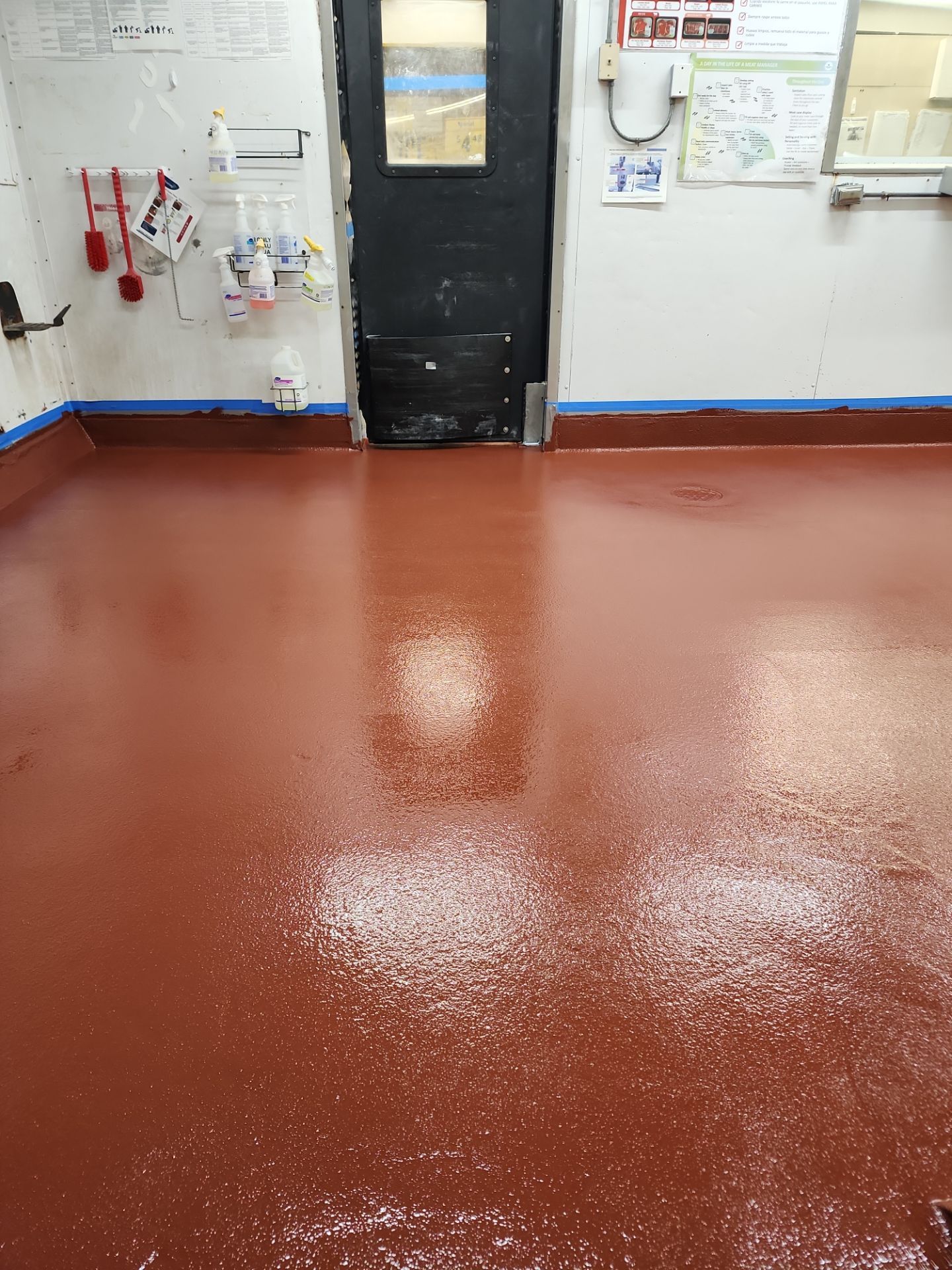 Fresco y Más Meat Processing Room Makeover by Seamless Surfaces