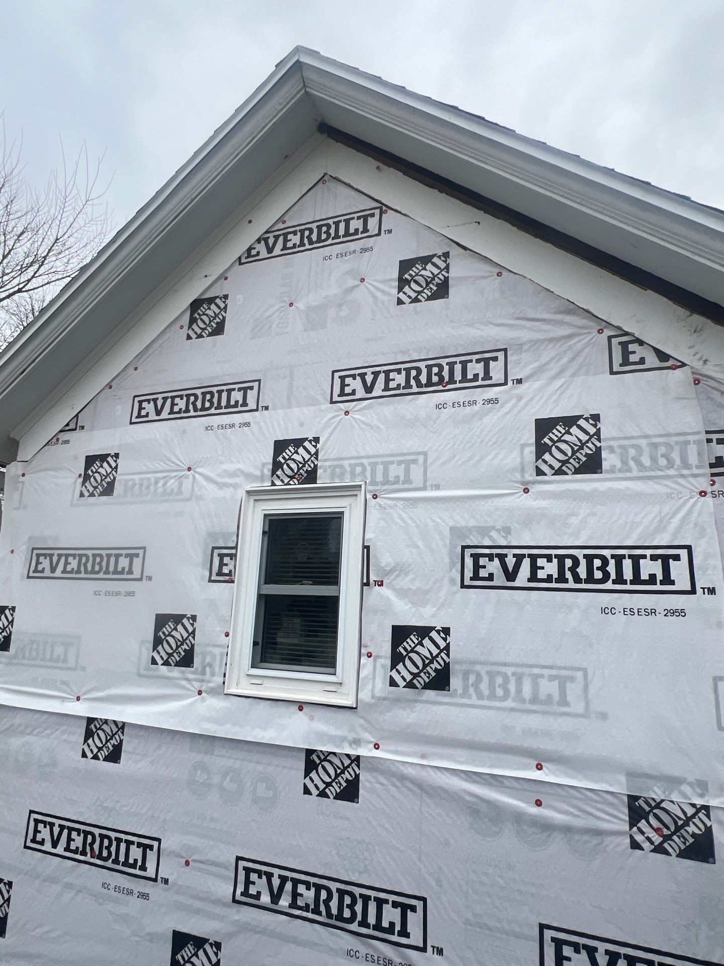 TAMMY'S DREAM HOME FIX UP!  by Gellings Roofing & Siding