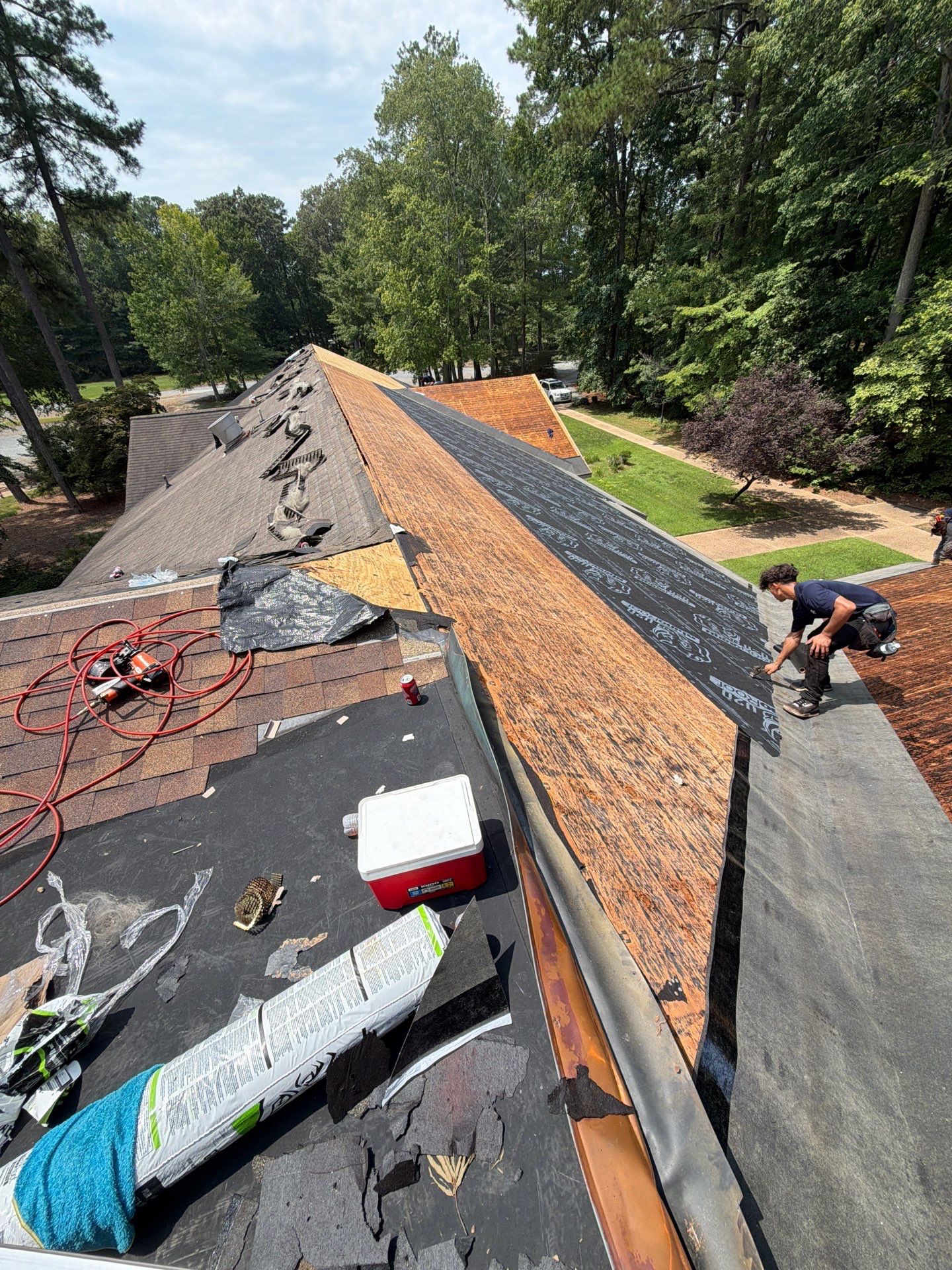 Comprehensive Asphalt Shingle Roof Replacement in Mathews, Virginia by Cade Construction