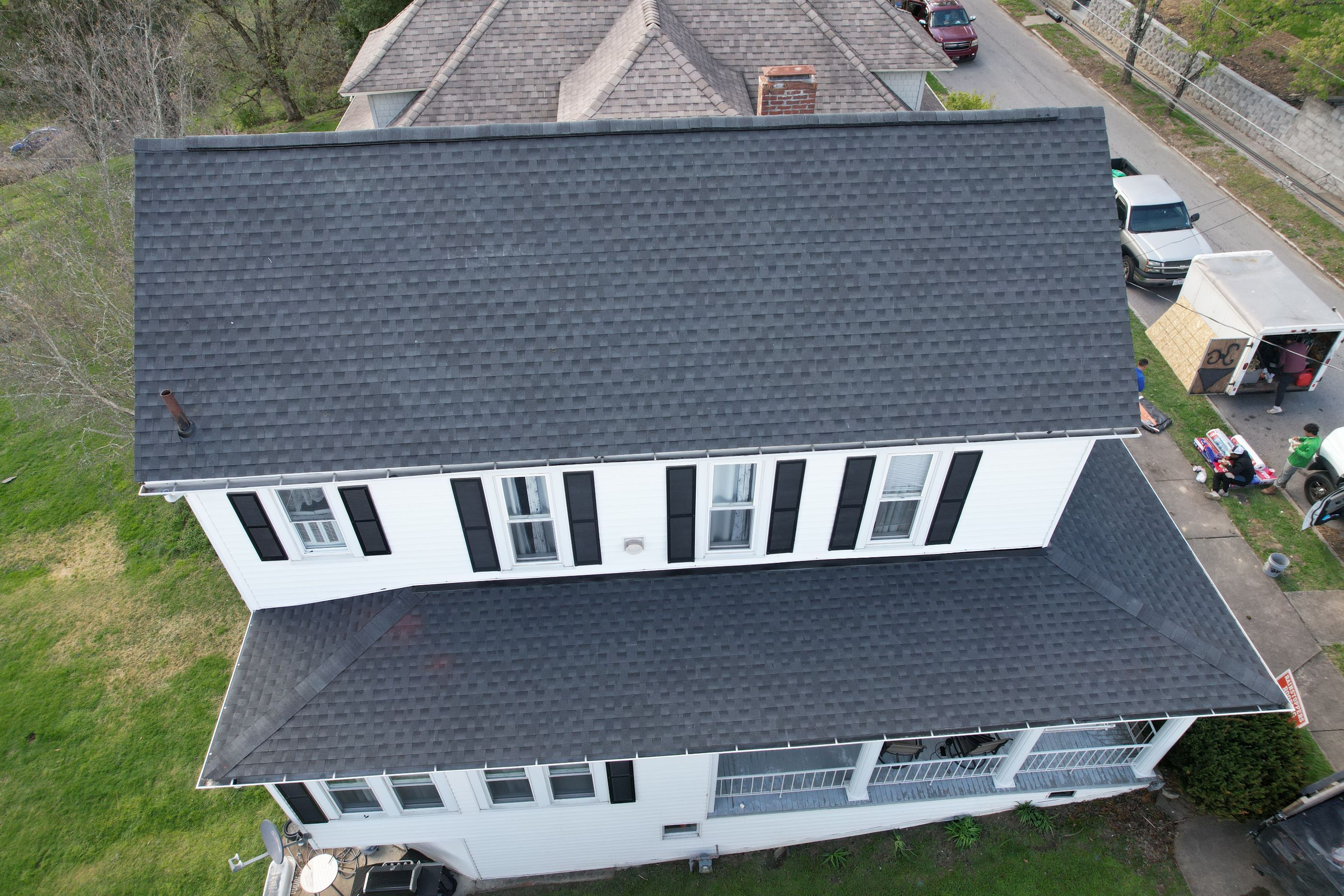 Residential Roofing Installation using GAF Timberline HDZ Charcoal by Rainstoppers Roofing