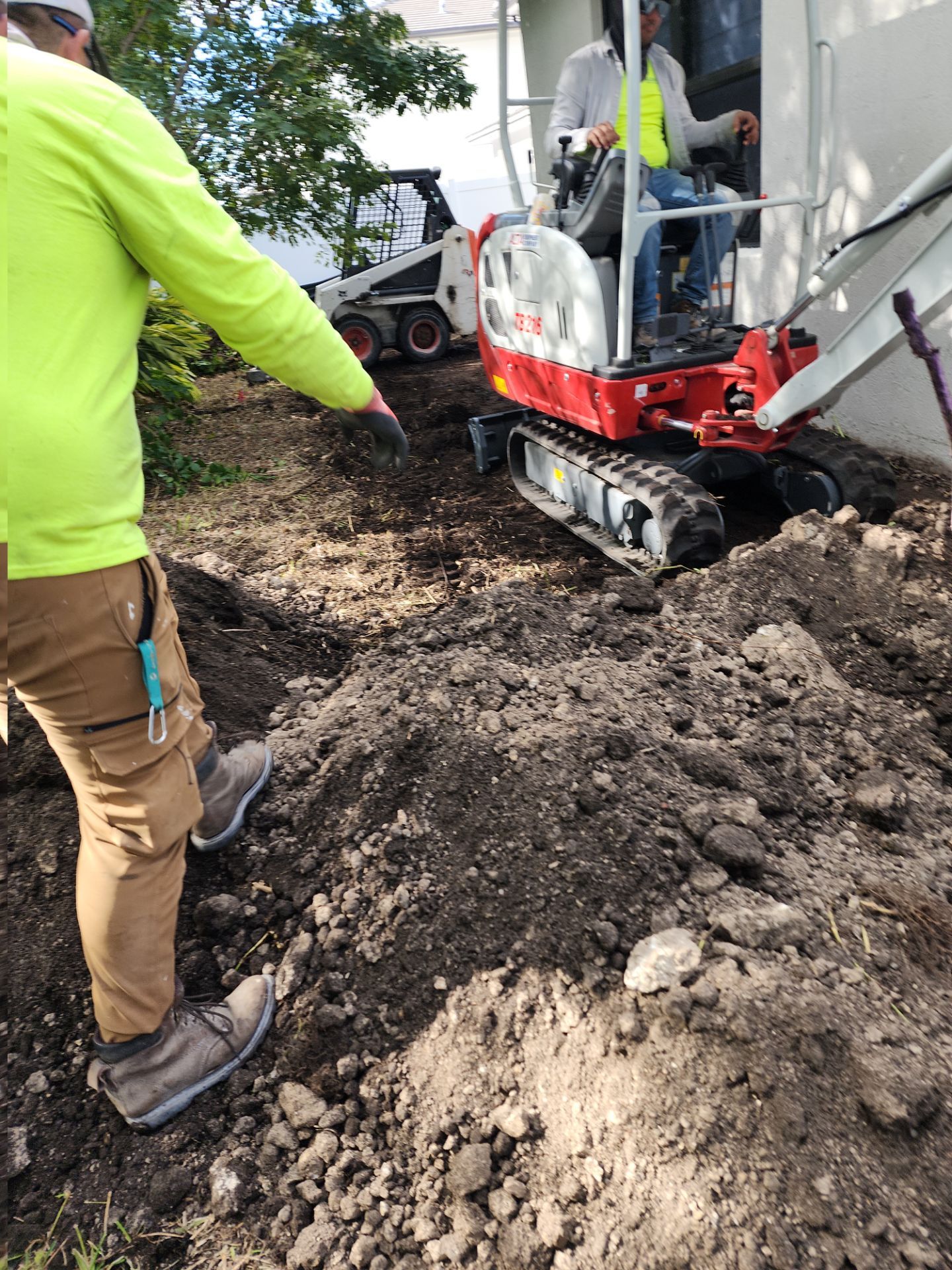 Project in Miramar by ROSMEL POOLS INC