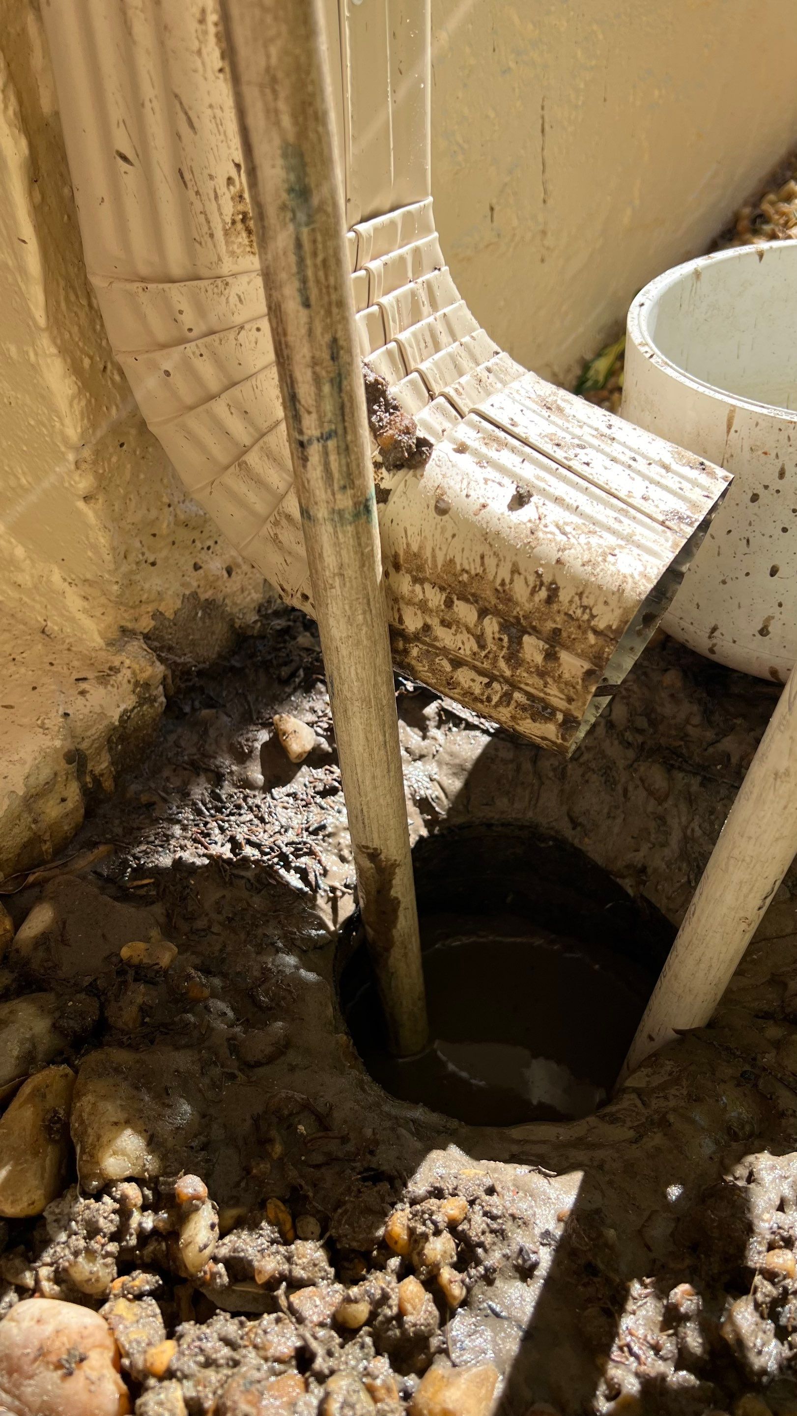 Condo Gutter System Jetting by Don Mar, Inc. Storm Water Solutions