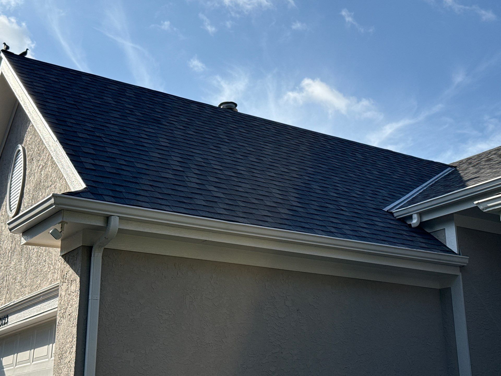 Comprehensive Kansas City Home Remodel With Siding & Roofing Installation by EEC Windows, Siding & Roofing