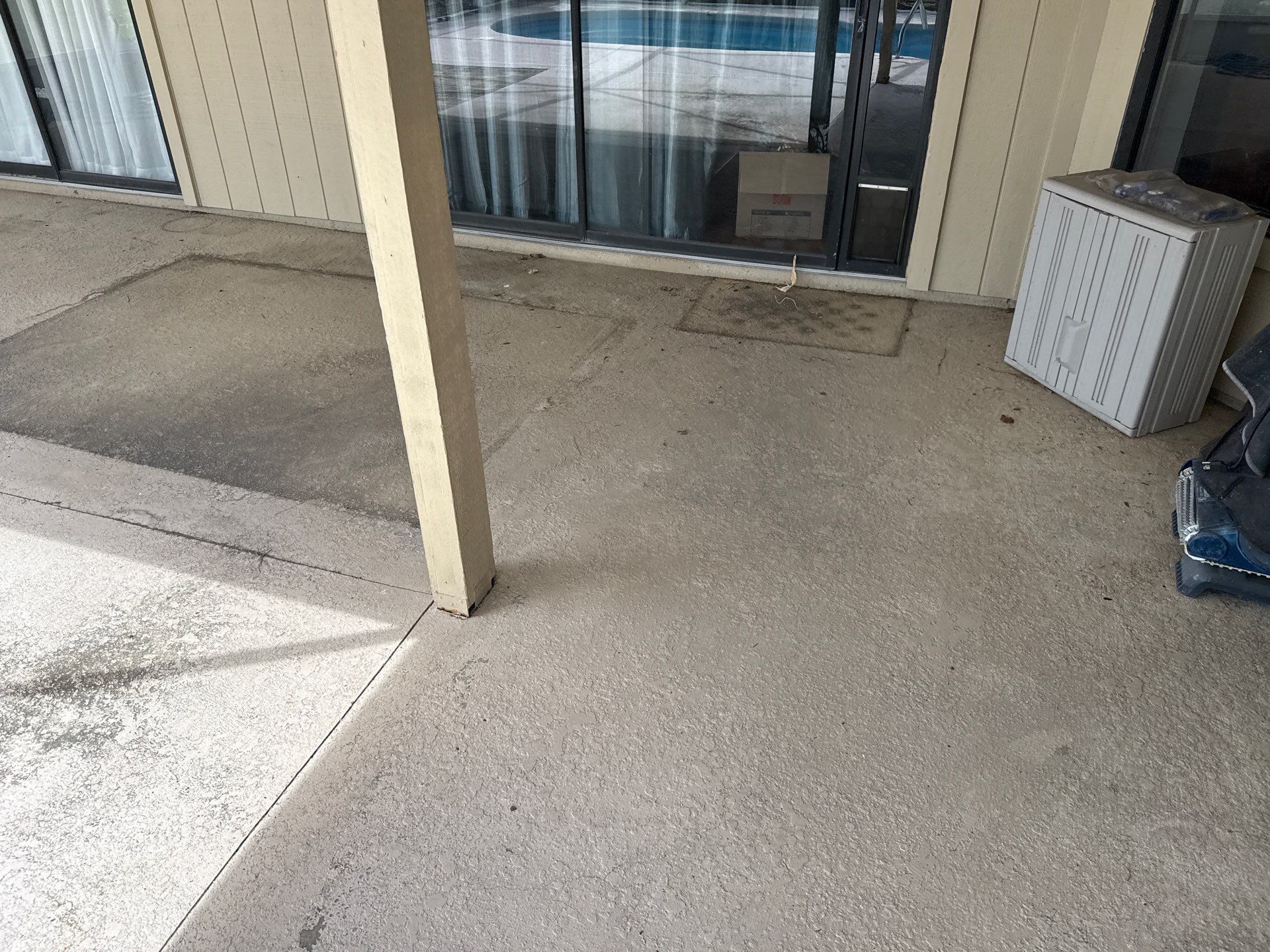 Pool Cage & Painted Pool Deck Cleaning in Sarasota, FL | Soft Wash by Sunshine AquaWash
