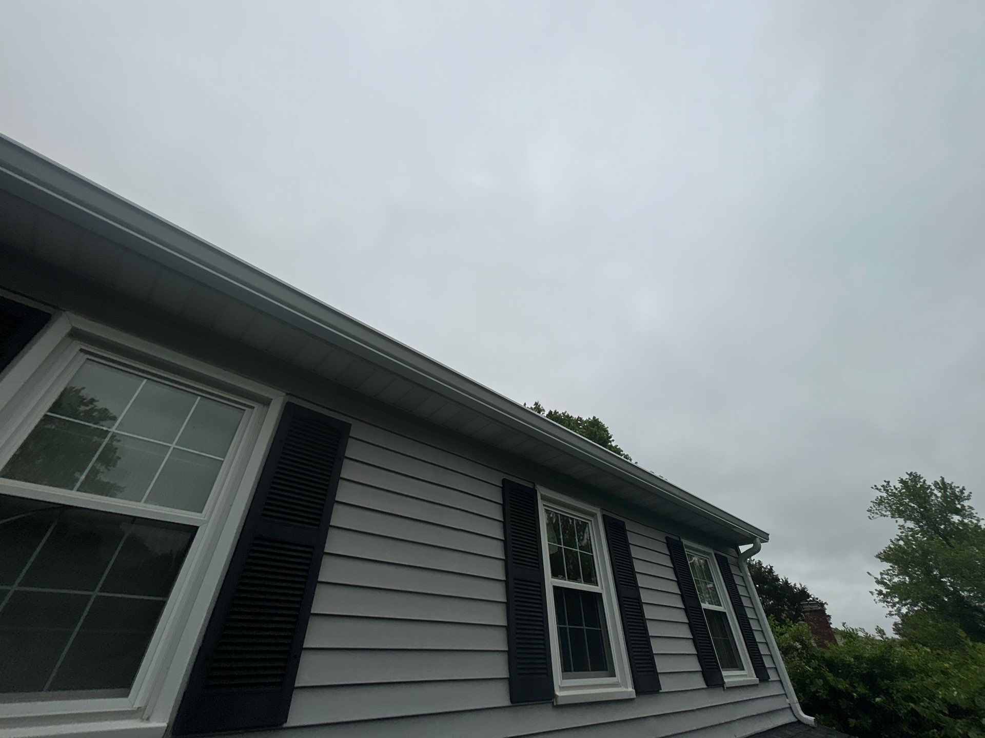Alexandria: Residential Roof Replacement with CertainTeed Landmark Pro in Max Def Pewter by RM Banning, Inc.
