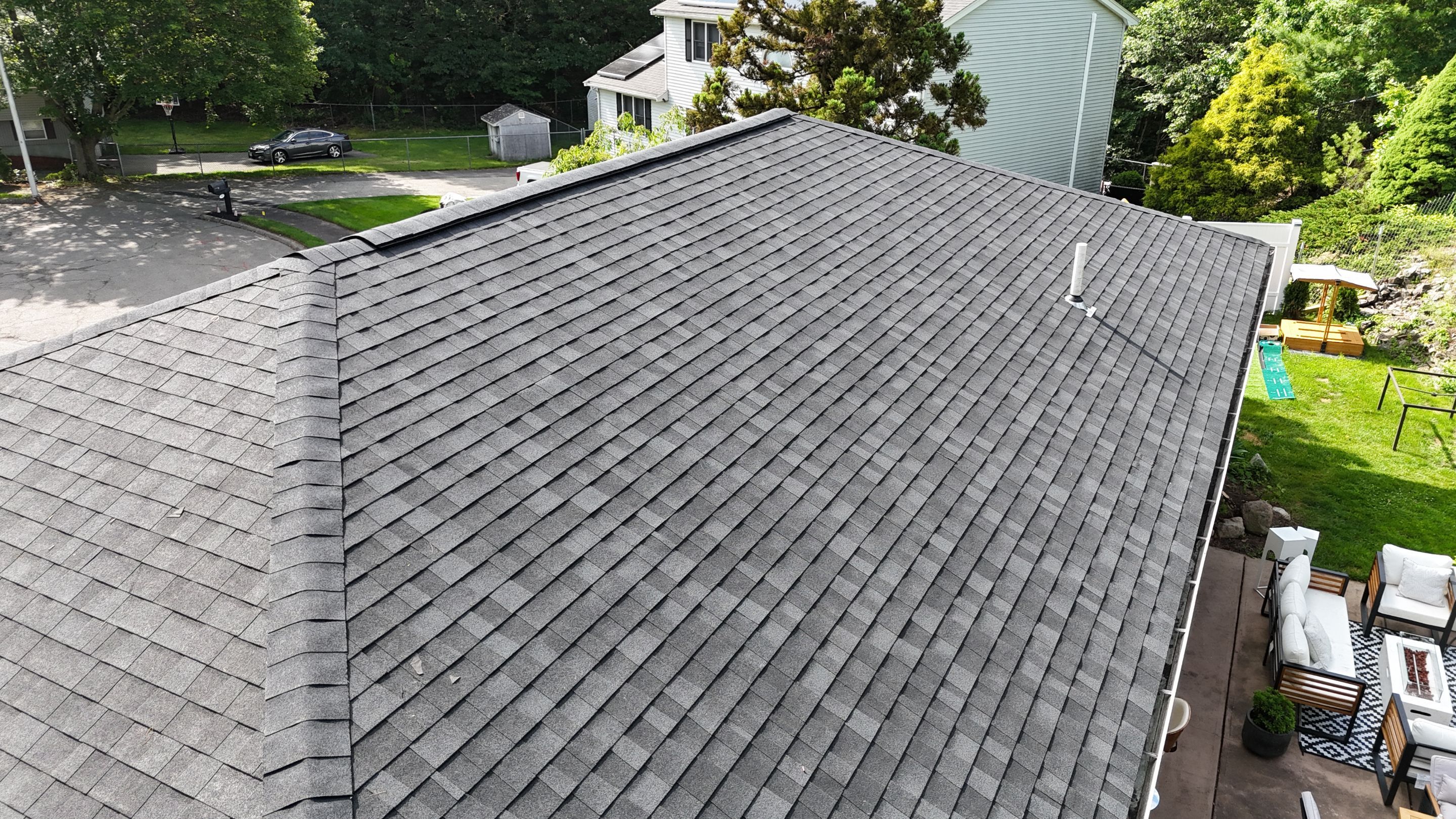 Full Roof Replacement in Saugus, MA – Owens Corning Duration, Onyx Black by JOHNNYS PRO