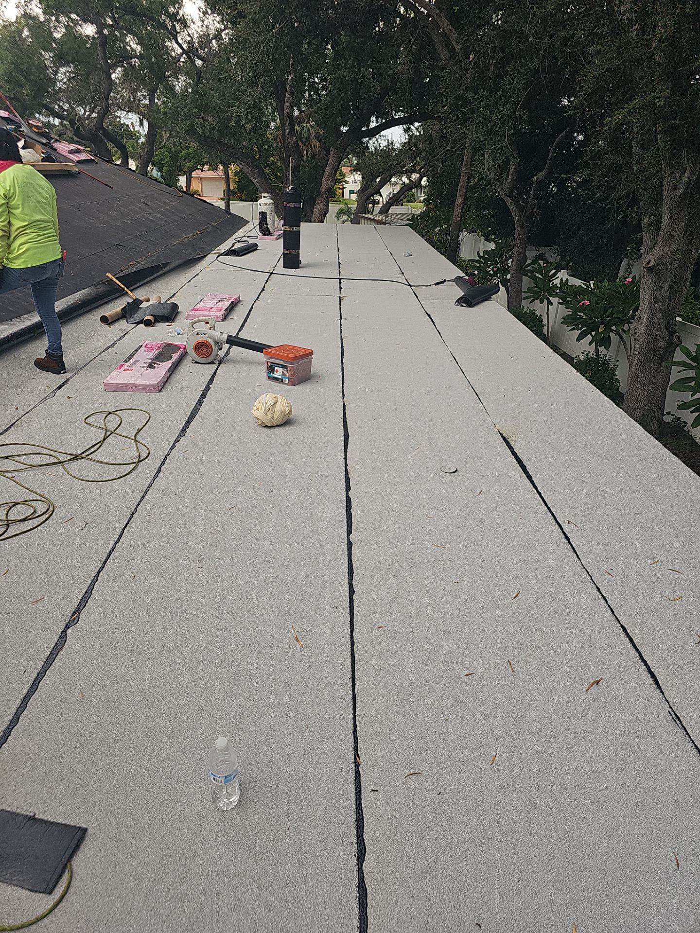 Project in Seminole 33772 by Mitchell Roofing Company LLC 