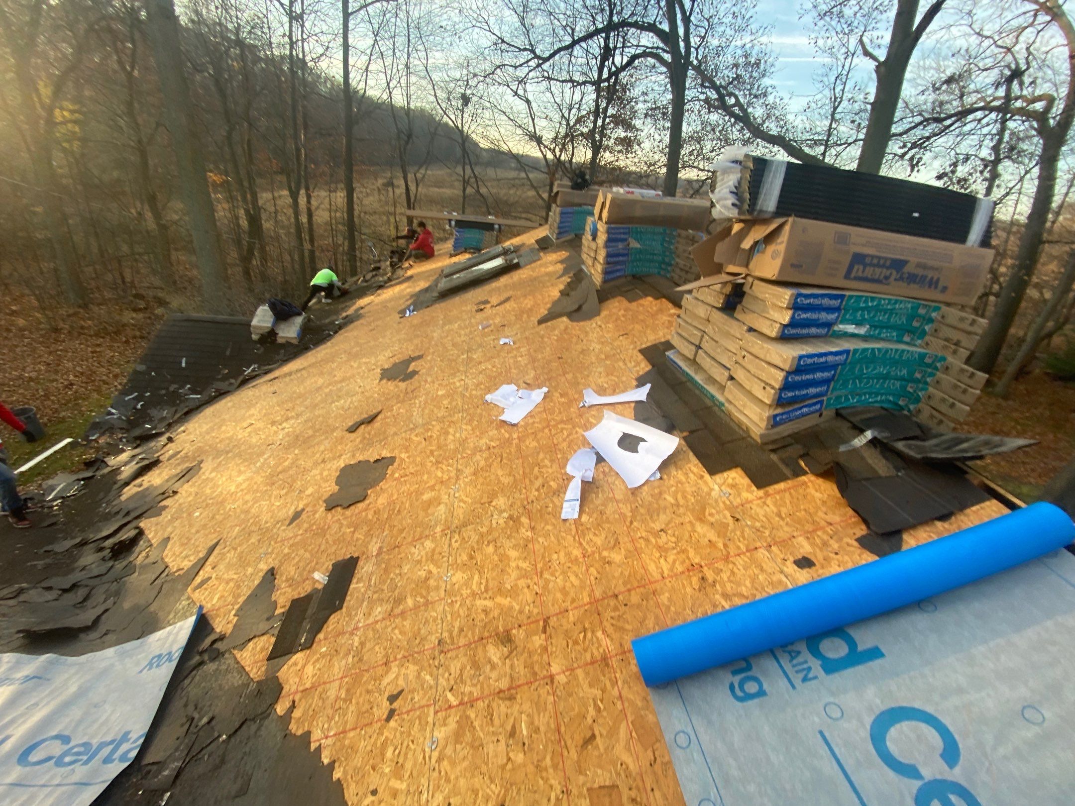 Roof Replacement using CertainTeed Landmark by 180 Contractors
