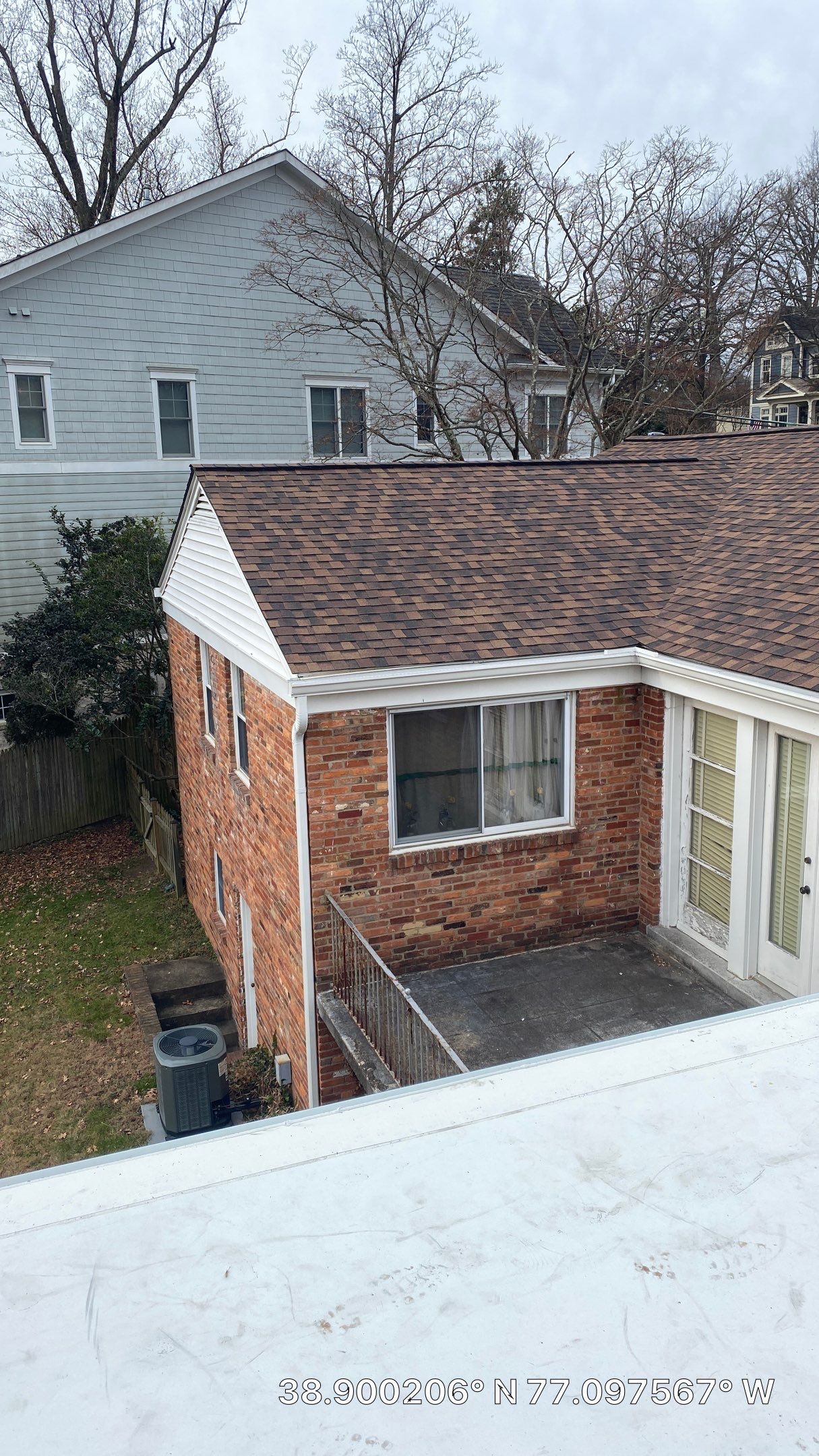 Arlington: CertainTeed Landmark Pro Designer Shingles in Max Def Burnt Sienna by RM Banning, Inc.