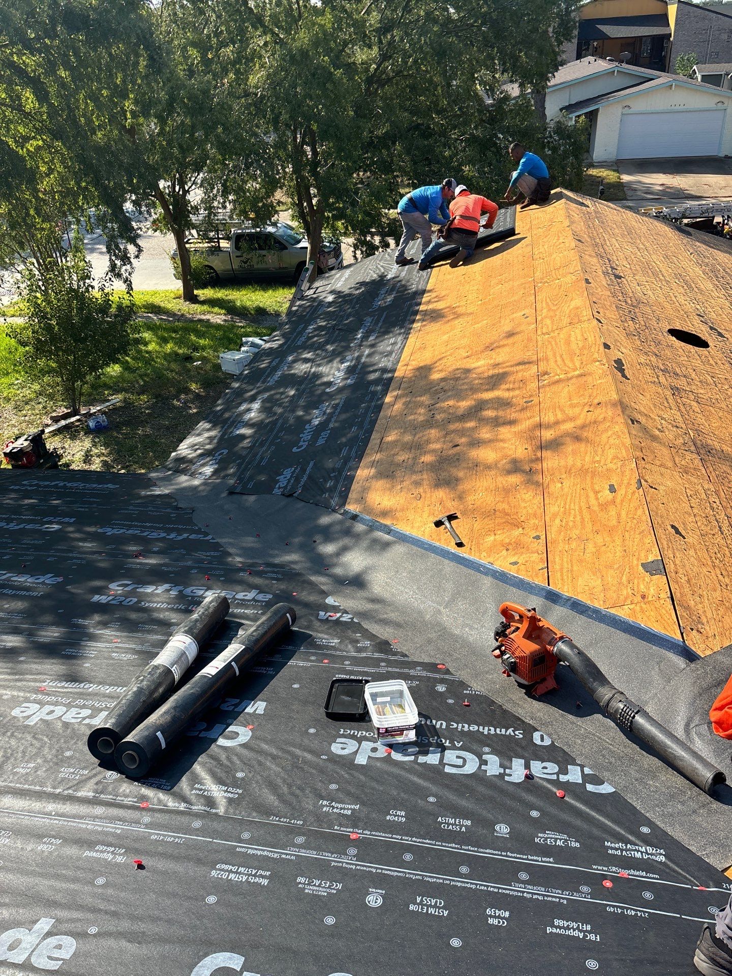 Residential Roofing Installation using Owen's Corning Duration (Lifetime) Shingles by Roof Repair Company