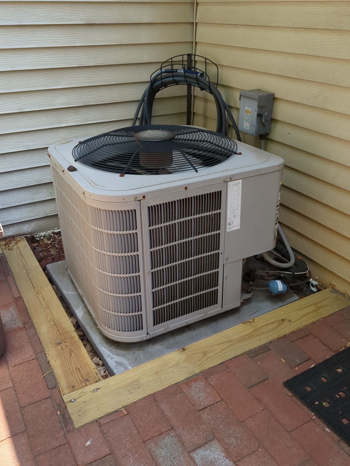 Ray's Heating and Air featured photo.