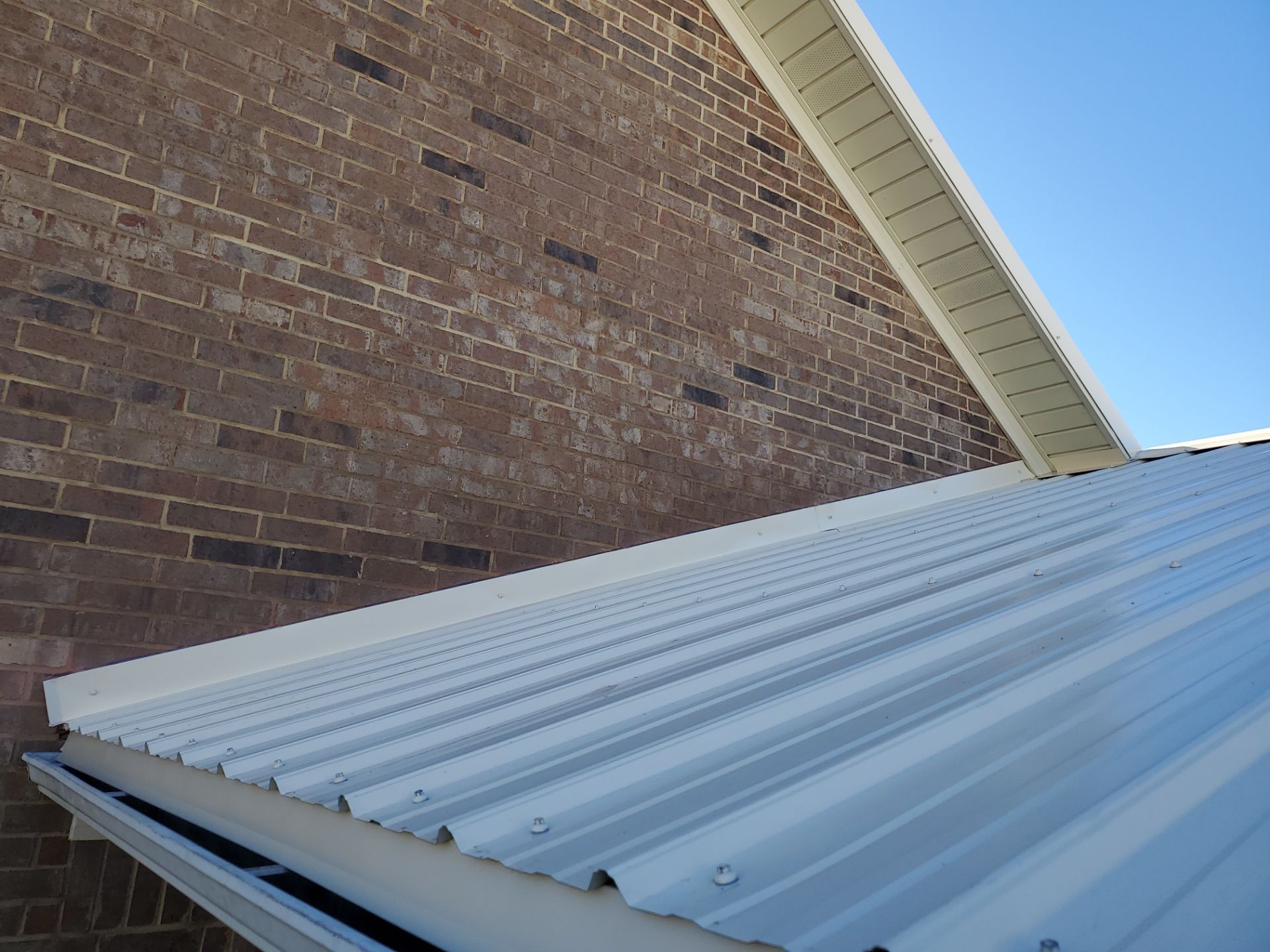Residential Metal Roof Replacement using Reed's Metals: 26 GA. Colored Residential Metal Panels (Ivory) by Hostetler Roofing