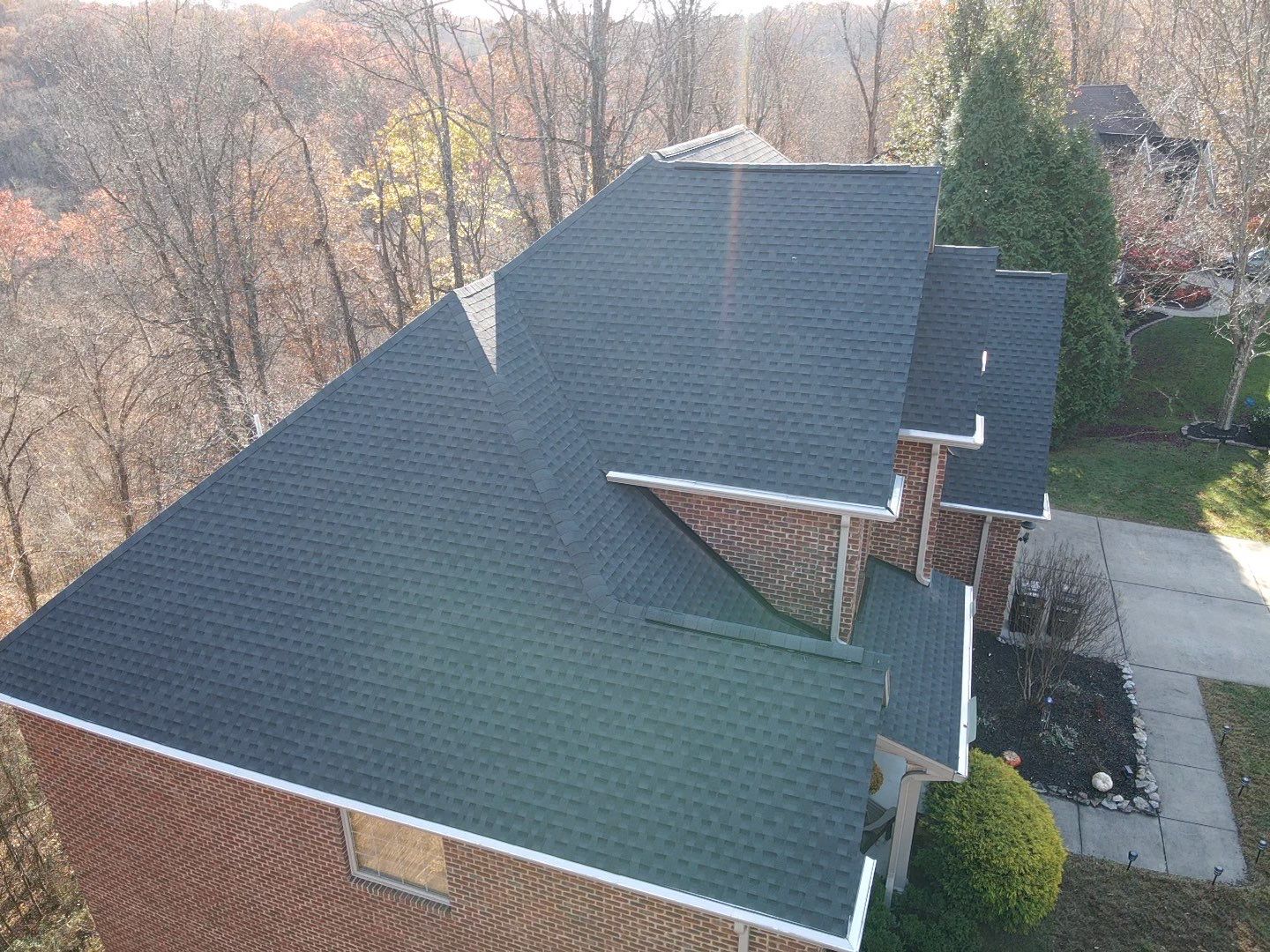Residential Roofing Installation using GAF Timberline HDZ Charcoal by Rainstoppers Roofing