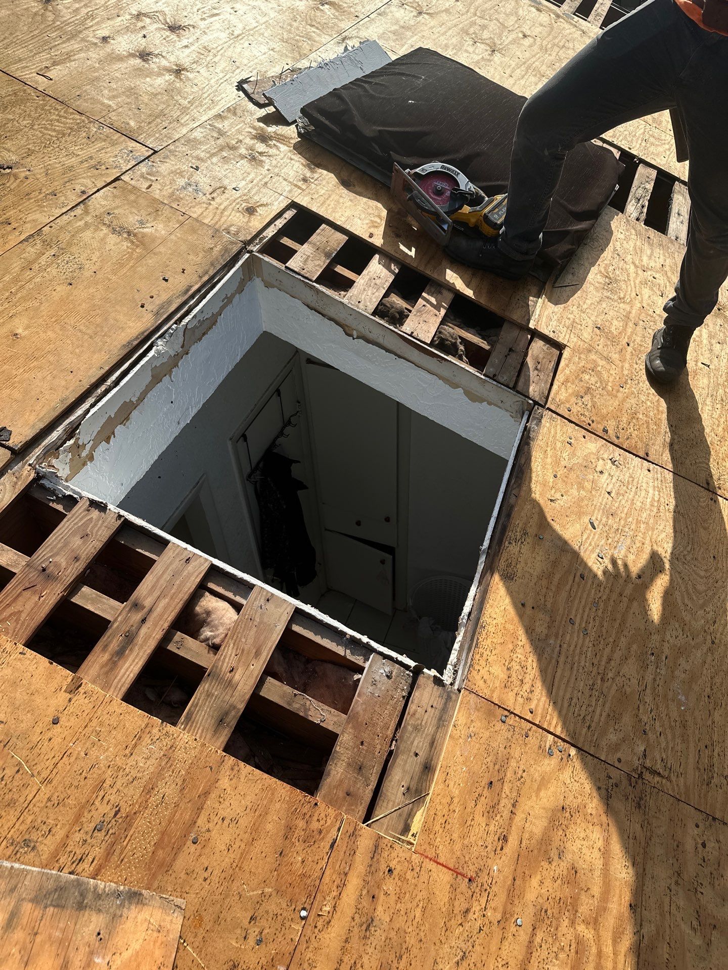 Roof Replacement Houston by Roof Repair Company
