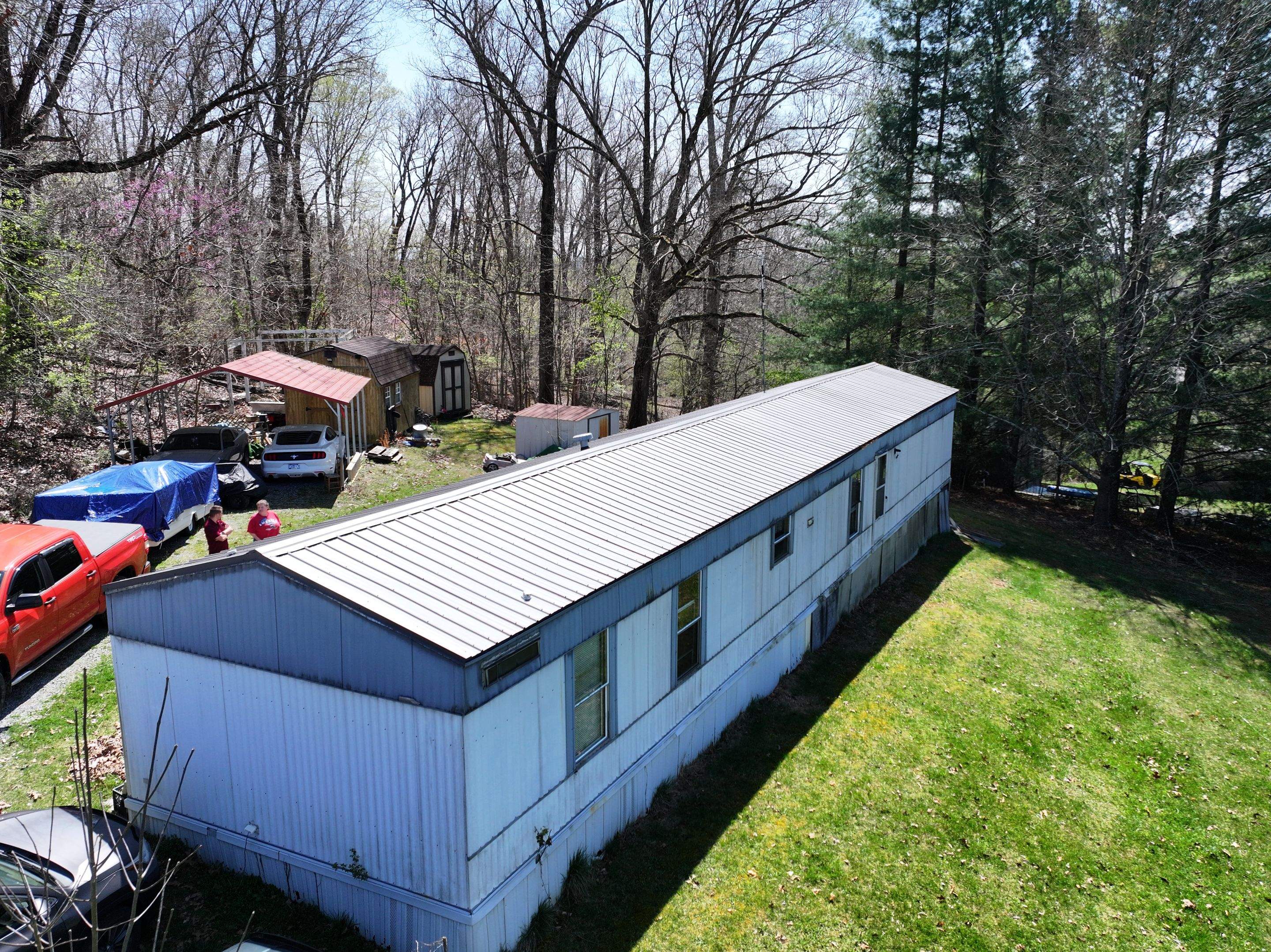 Textured Charcoal Gray using 29 Gauge AG Panel by Omnia Roofing