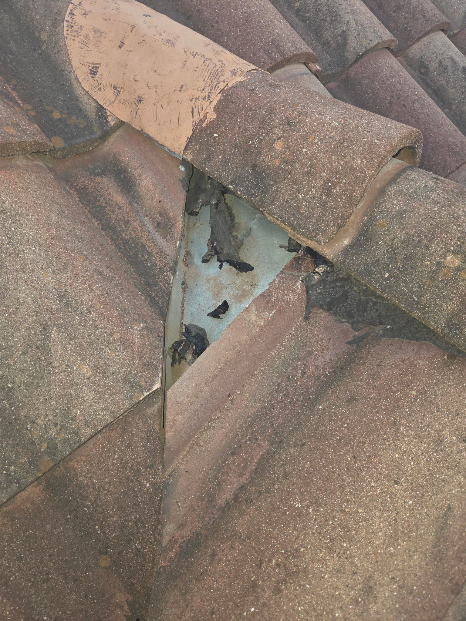 Tile Roof in East Asutin by REPS Austin Area Roofer