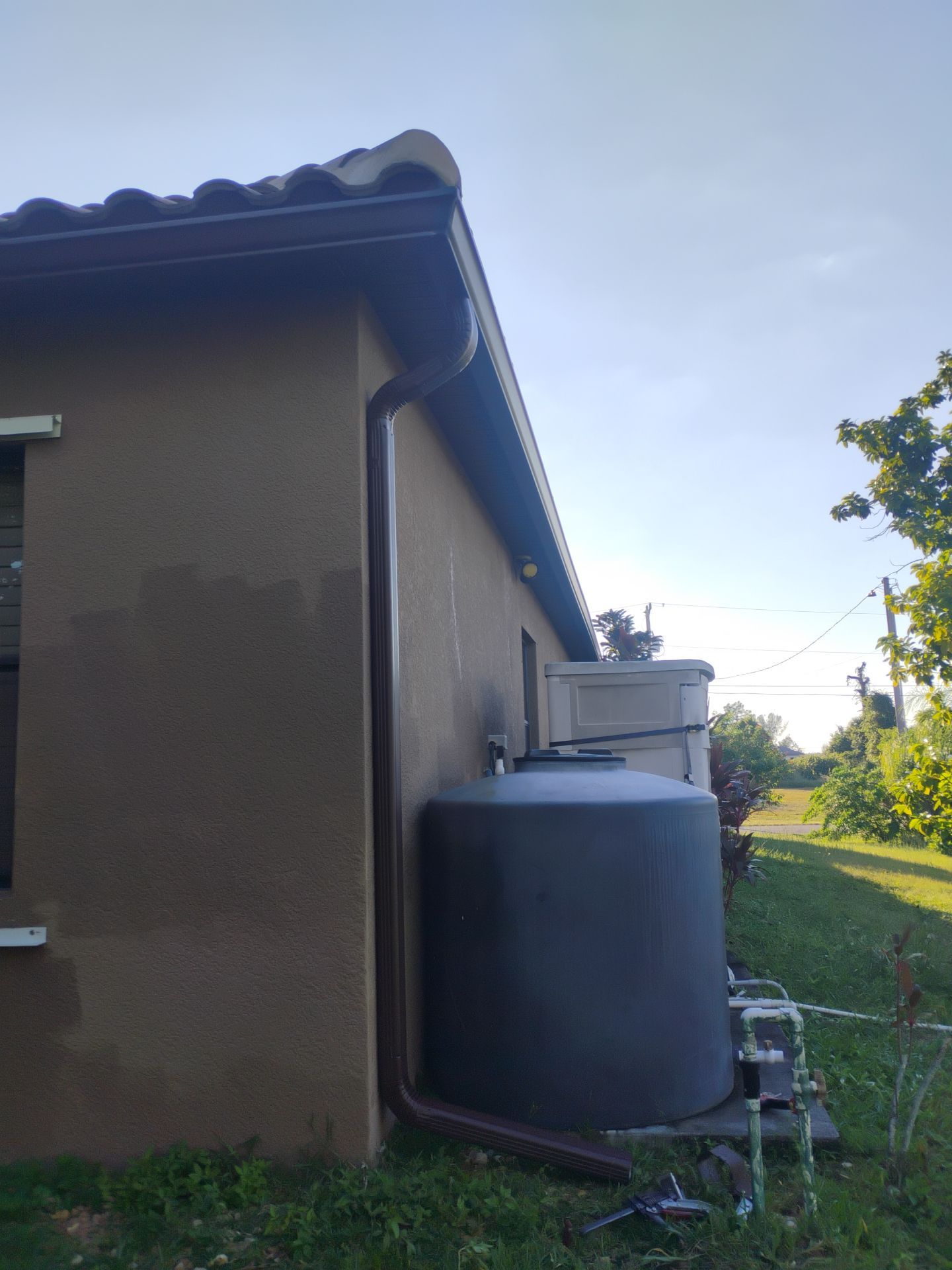 Premium 7-Inch Seamless Gutters in Cape Coral FL by Gutter Professors