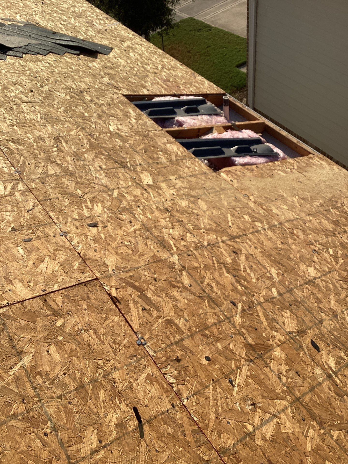 Residential Roofing Installation using Owen's Corning Duration (Lifetime) Shingles by Roof Repair Company