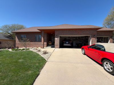 Full Exterior Home Repaint and Siding Refresh in Sioux Falls