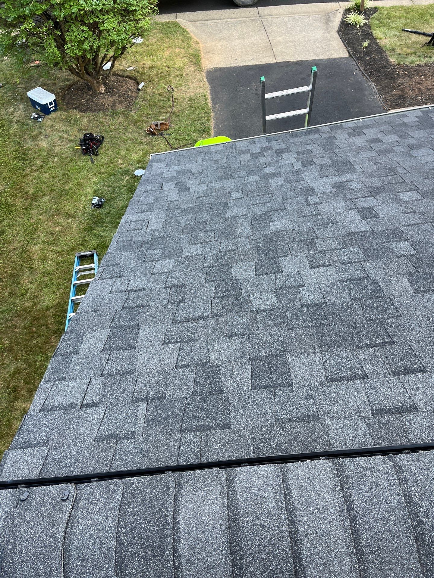 Falls Church: CertainTeed Landmark Pro Designer Shingles in Max Def Pewterwood by RM Banning, Inc.