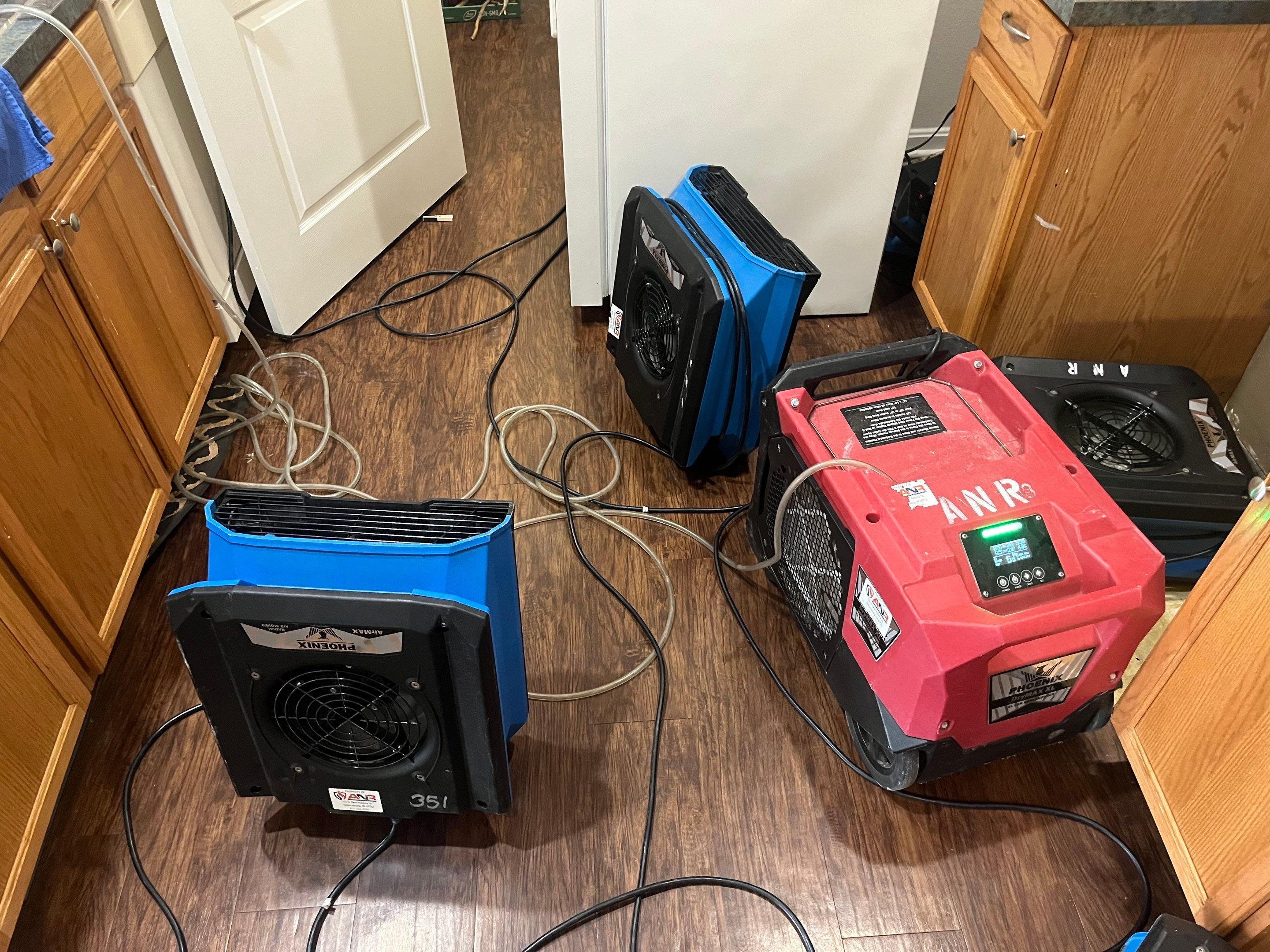 Emergency Service Water Mitigation in Louisville, KY by ANR Restoration