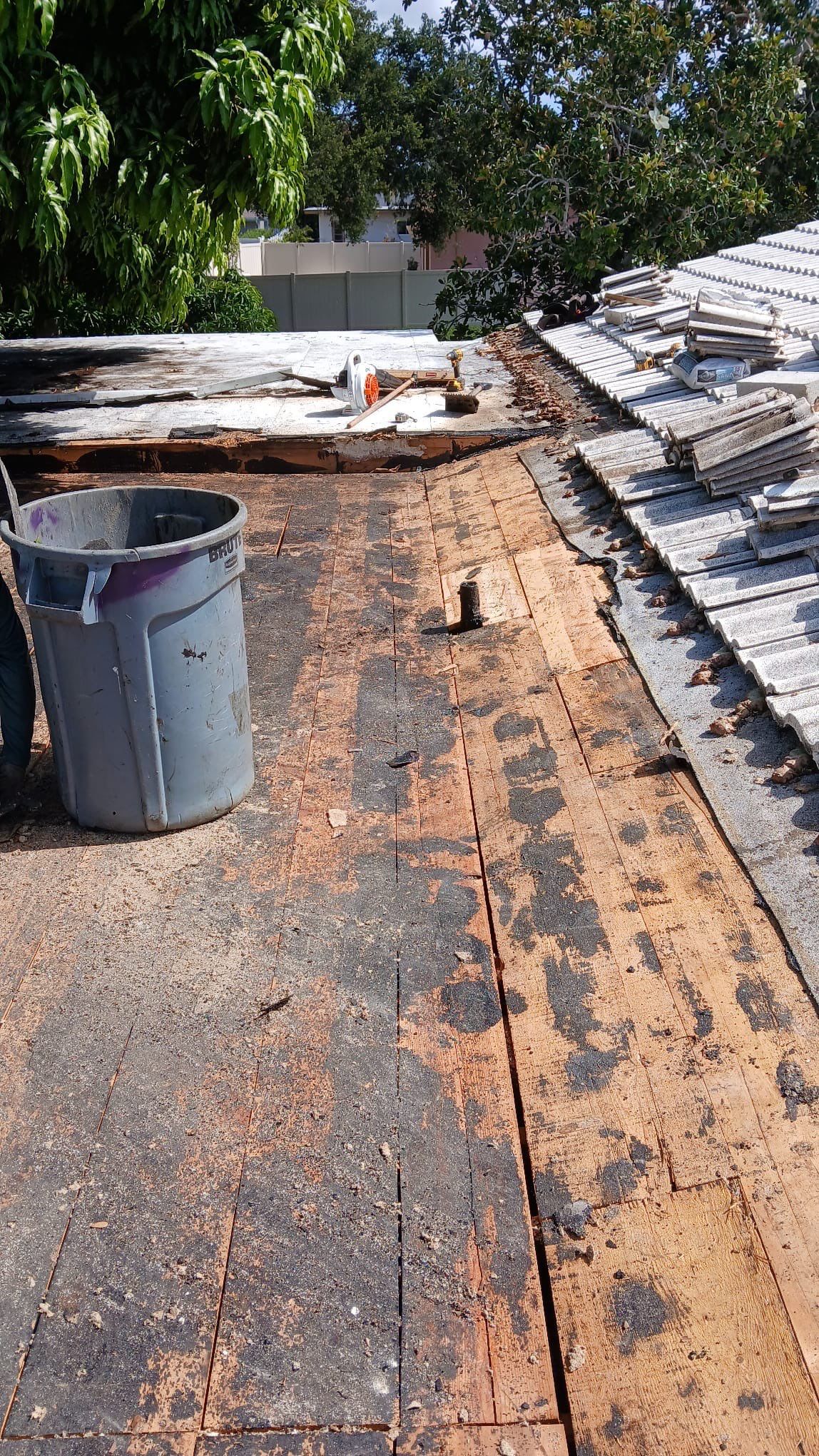 Project in Largo 33774 by Mitchell Roofing Company LLC 