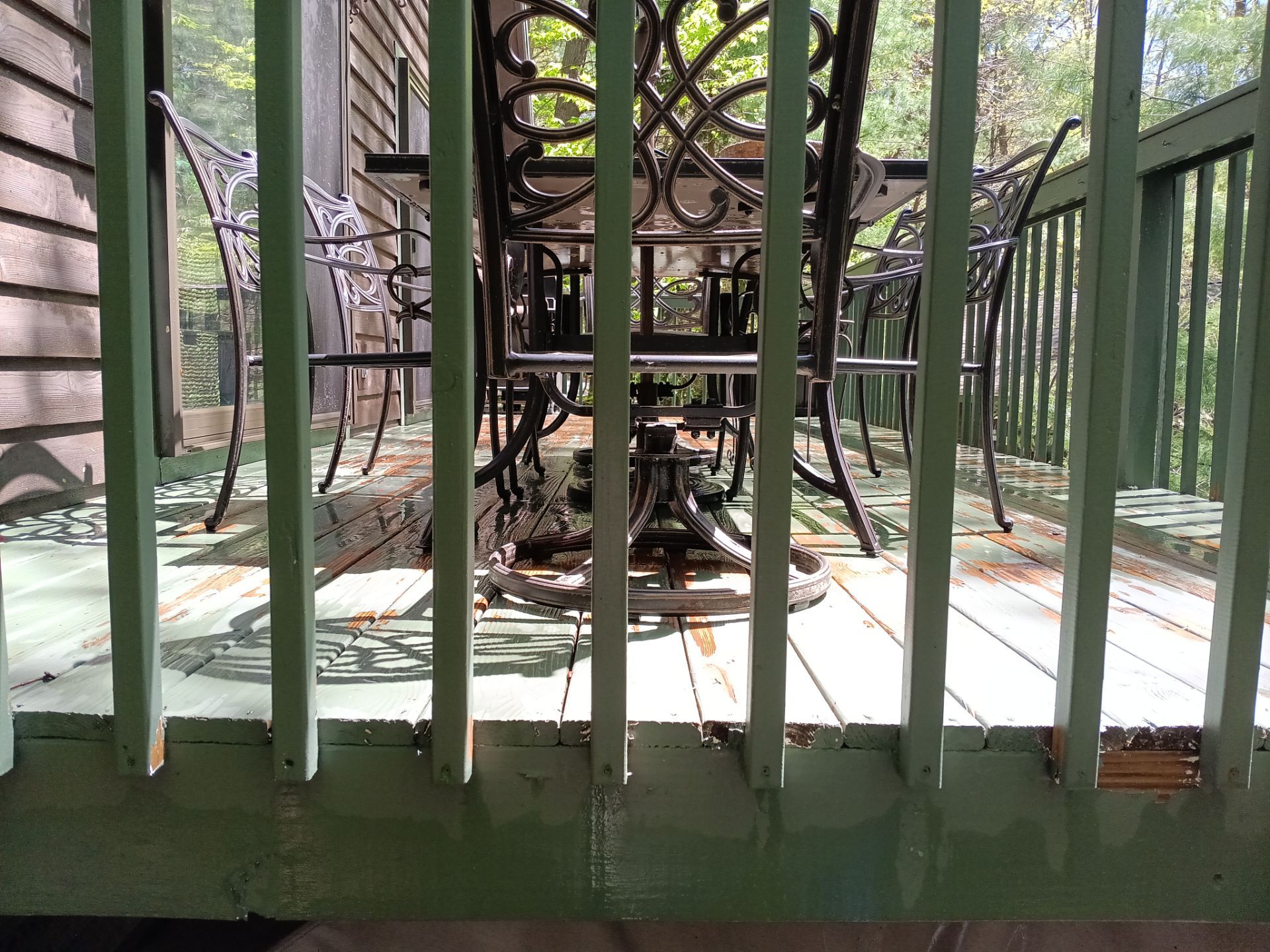 Stained deck and Pressure wash by Gordon Painting