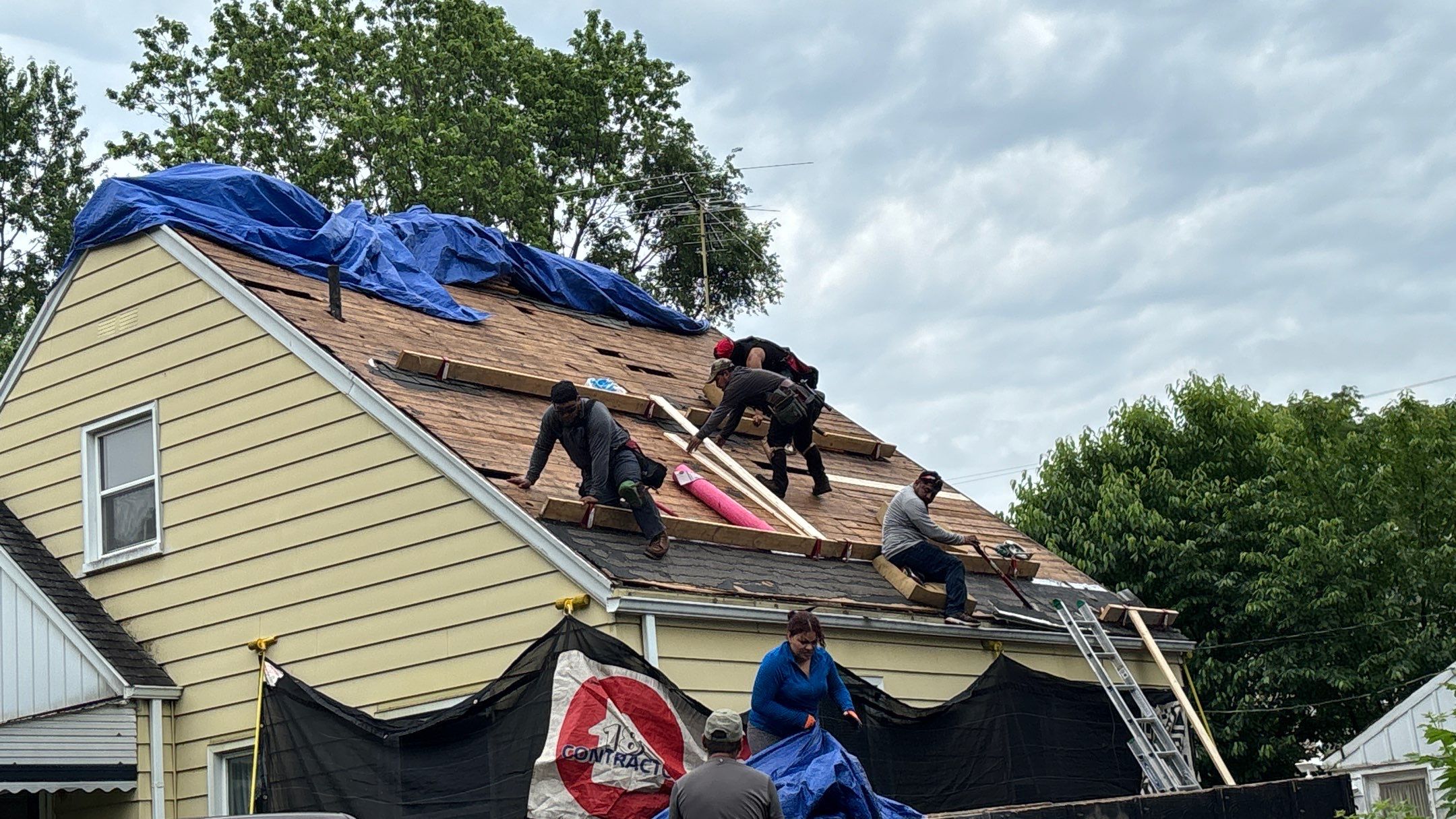 Roof Replacement using Owens Corning Storm Cloud by 180 Contractors