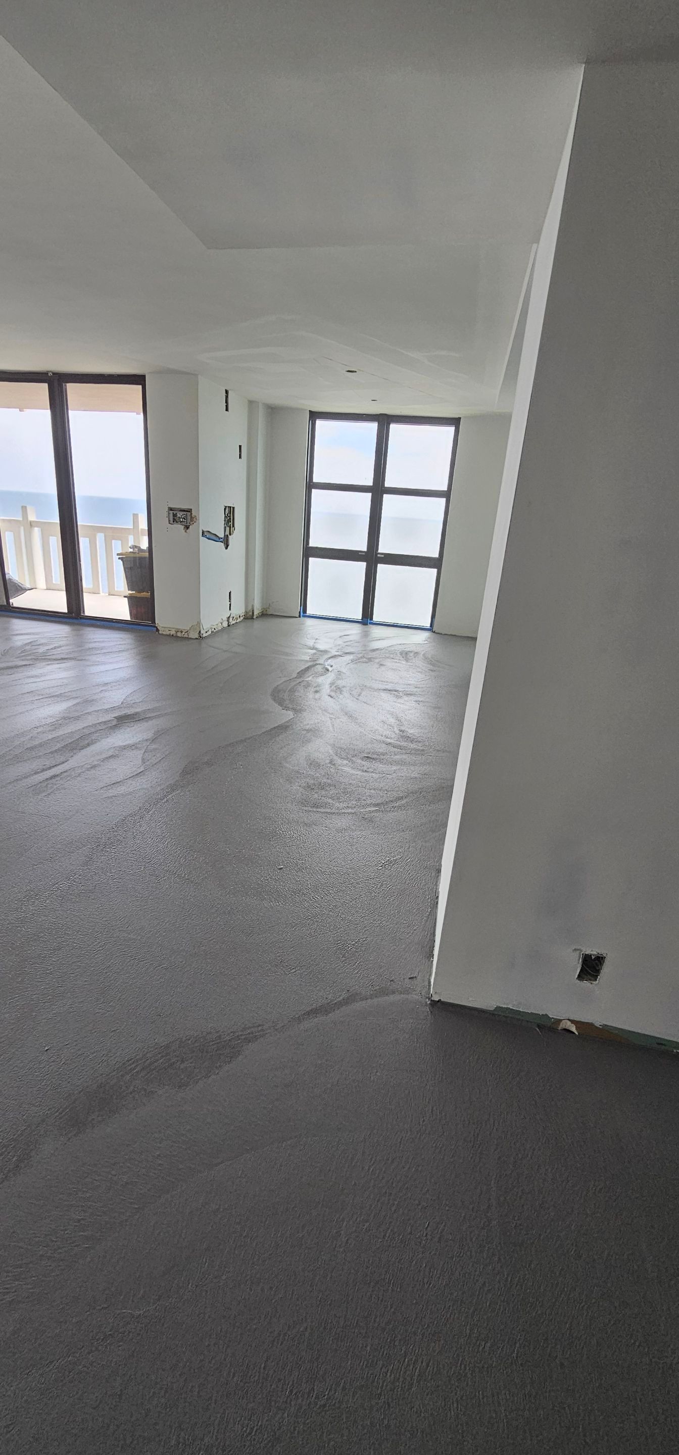 Microtopping on Key Biscayne Apartment by Seamless Surfaces