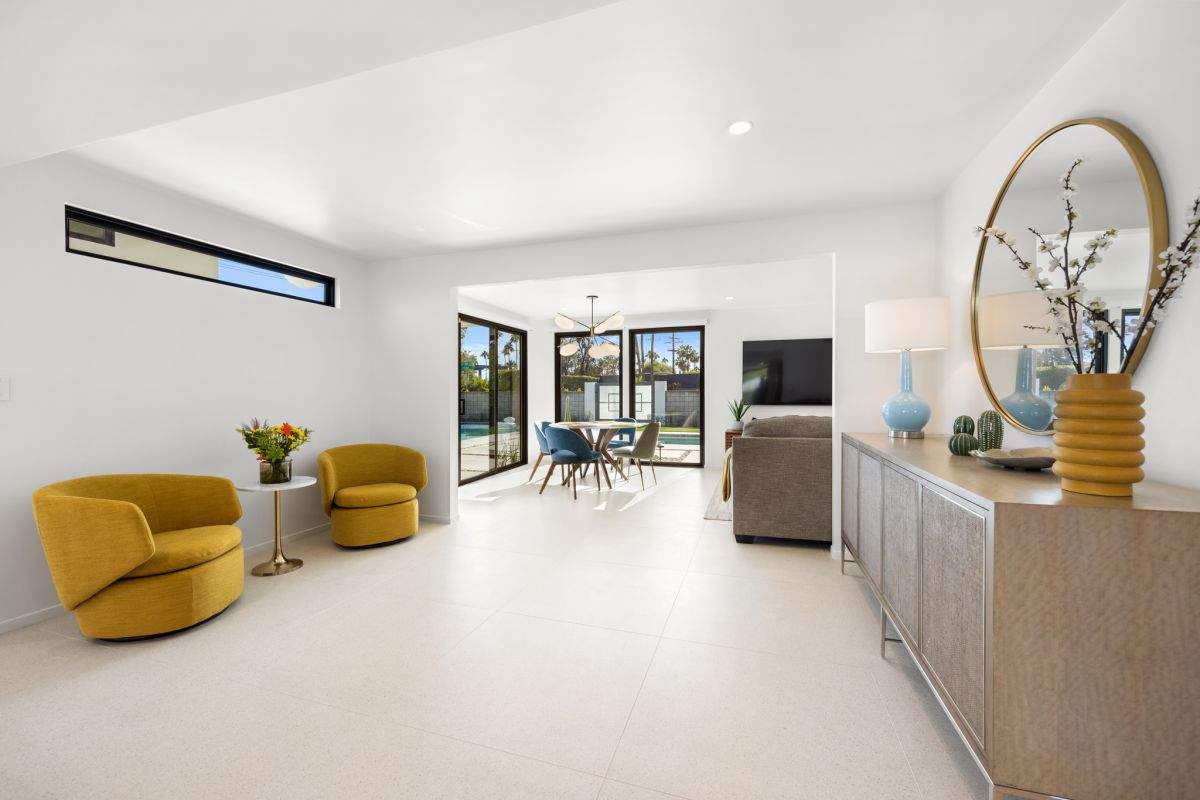 Palm Springs Midcentury Modern Home by One Stop Source