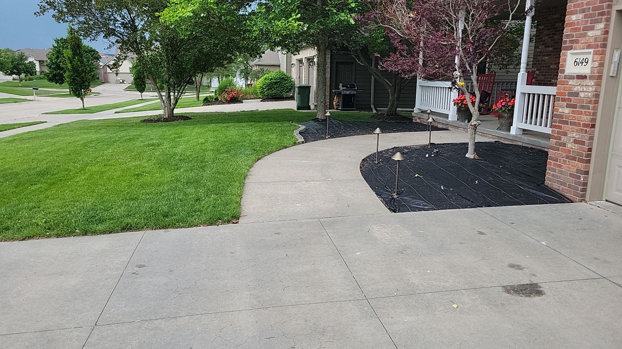 Landscape upadates. by New Horizon Landscapes