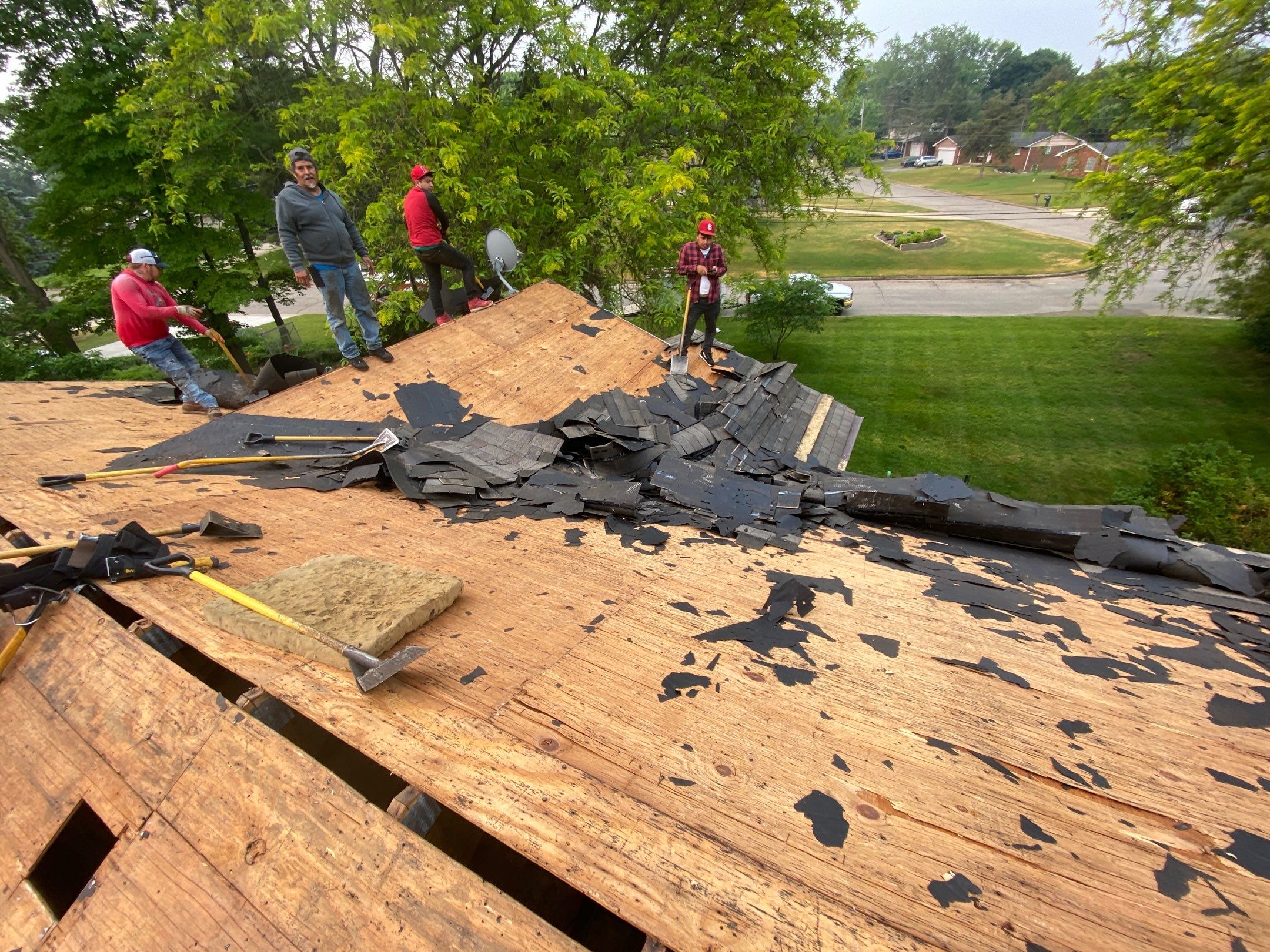 Roof Replacement using CertainTeed Landmark by 180 Contractors