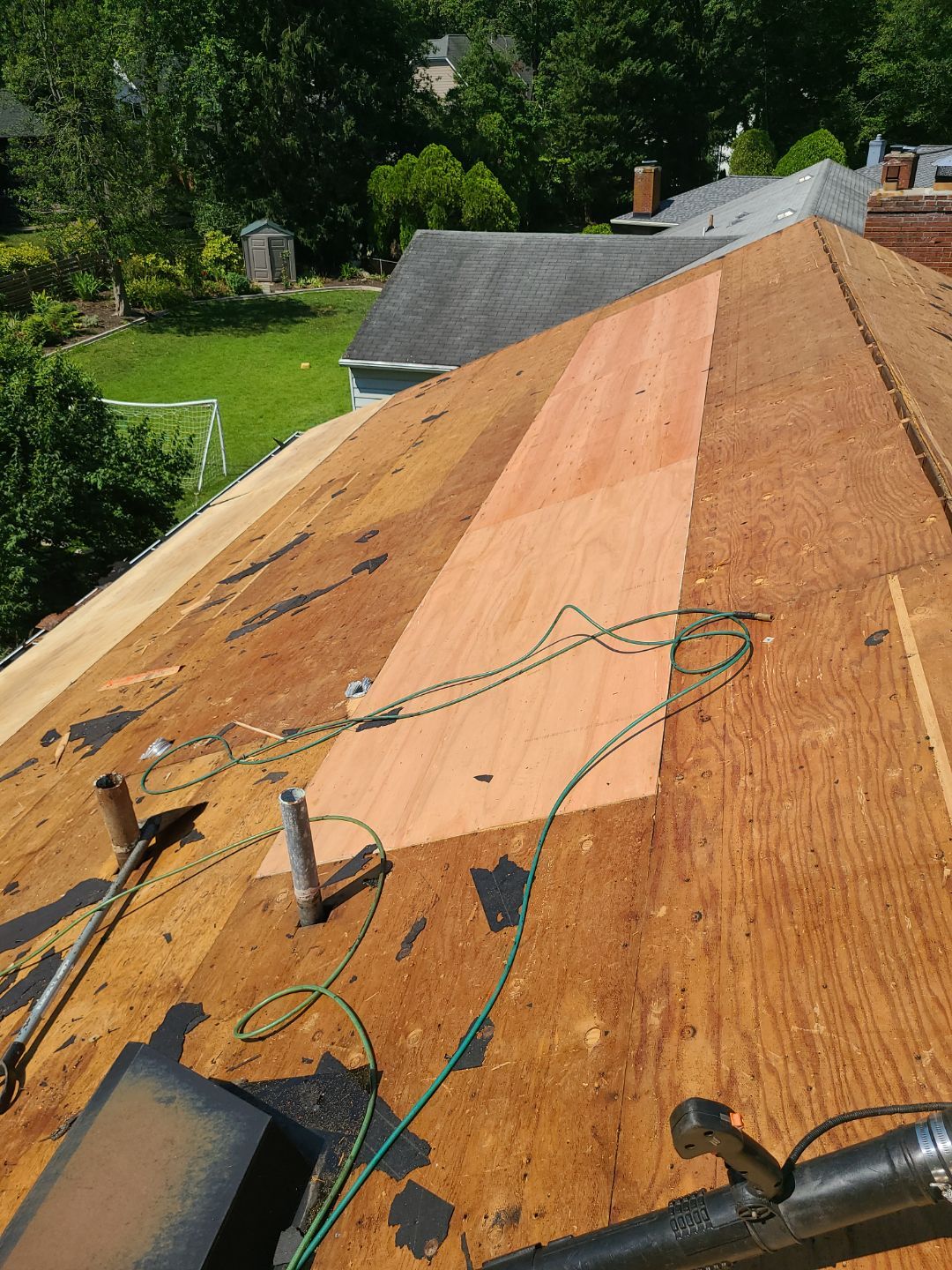 Arlington: Roof Replacement with CertainTeed Landmark Pro in Max Def Georgetown Gray by RM Banning, Inc.