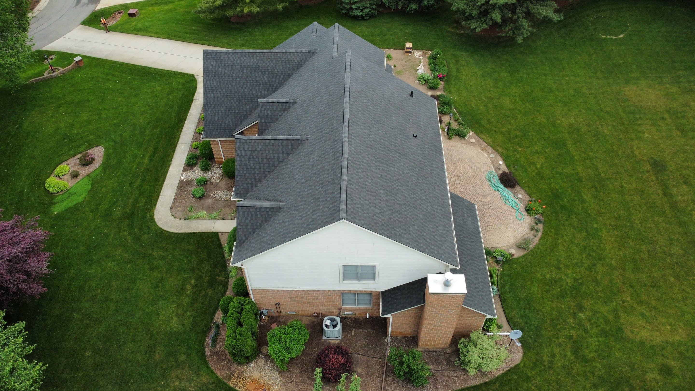 New Roof Installation - Private Residence  by Bloomfield Construction & Restoration