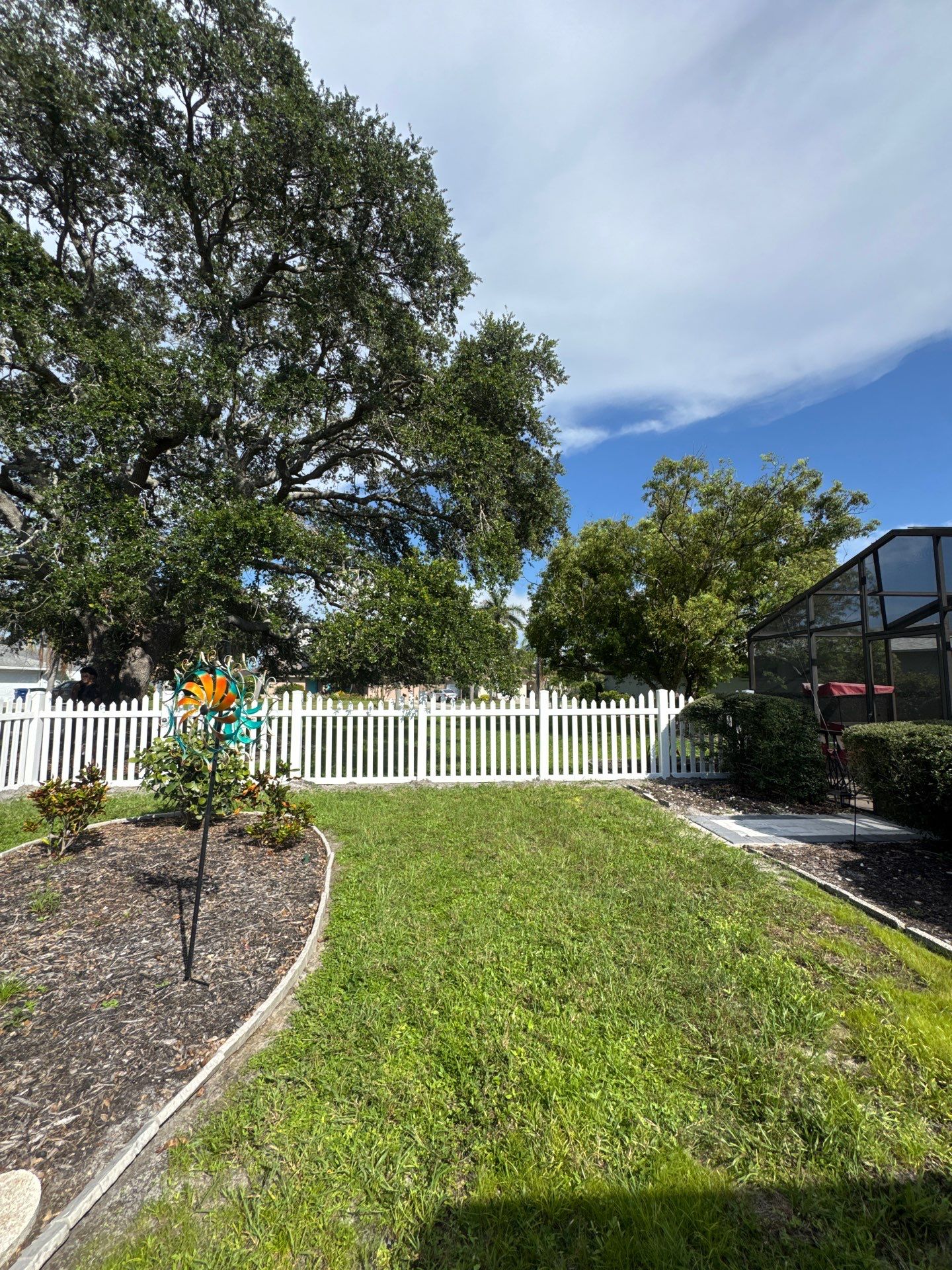 1371 Palmwood Dr  by H&Y Fence
