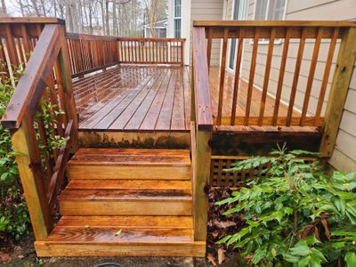Weathered Deck using Wood Sealant