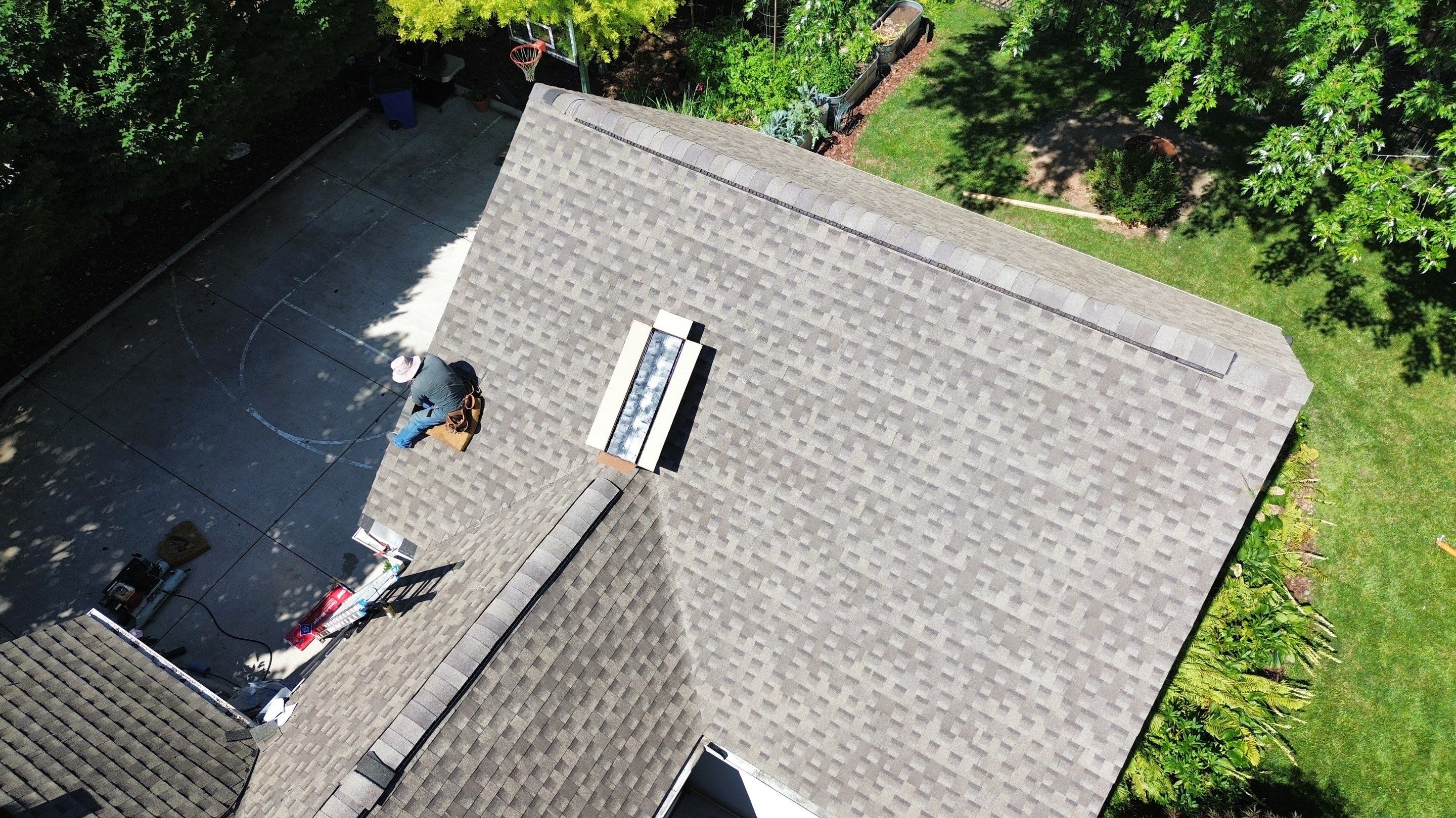 Residential Roofing Installation using Timberline HDZ Shingles - Weathered Wood by RoofX 