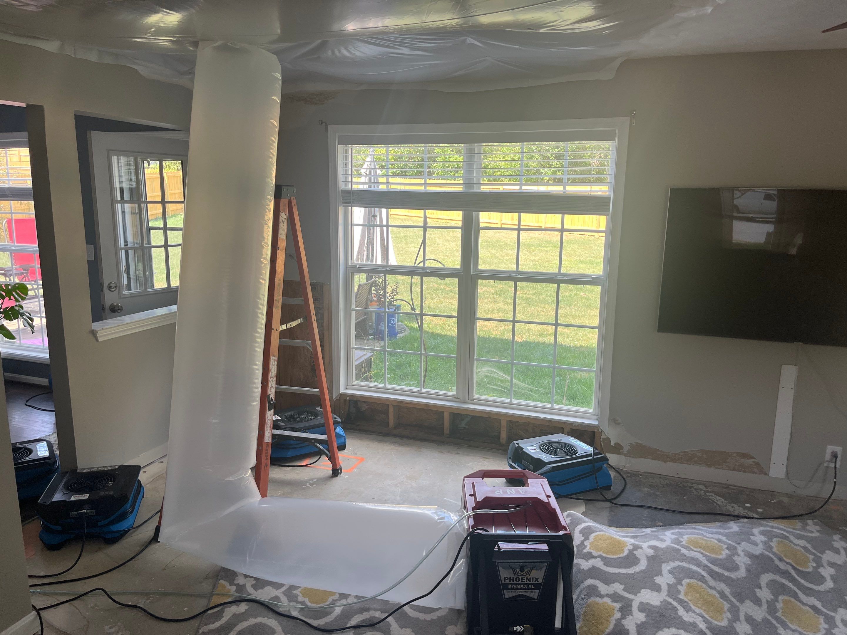 24/7 Emergency Services in Louisville, KY by ANR Restoration