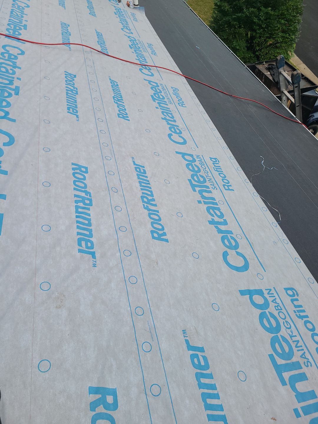 Falls Church: CertainTeed Landmark Pro Designer Shingles in Max Def Pewterwood by RM Banning, Inc.