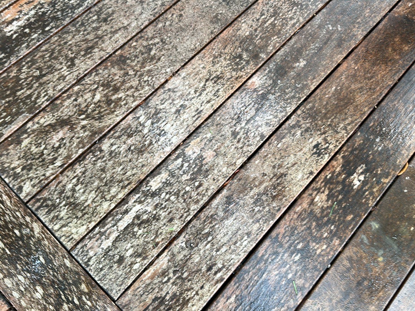 Deck using Wood Sealant by DuraSeal