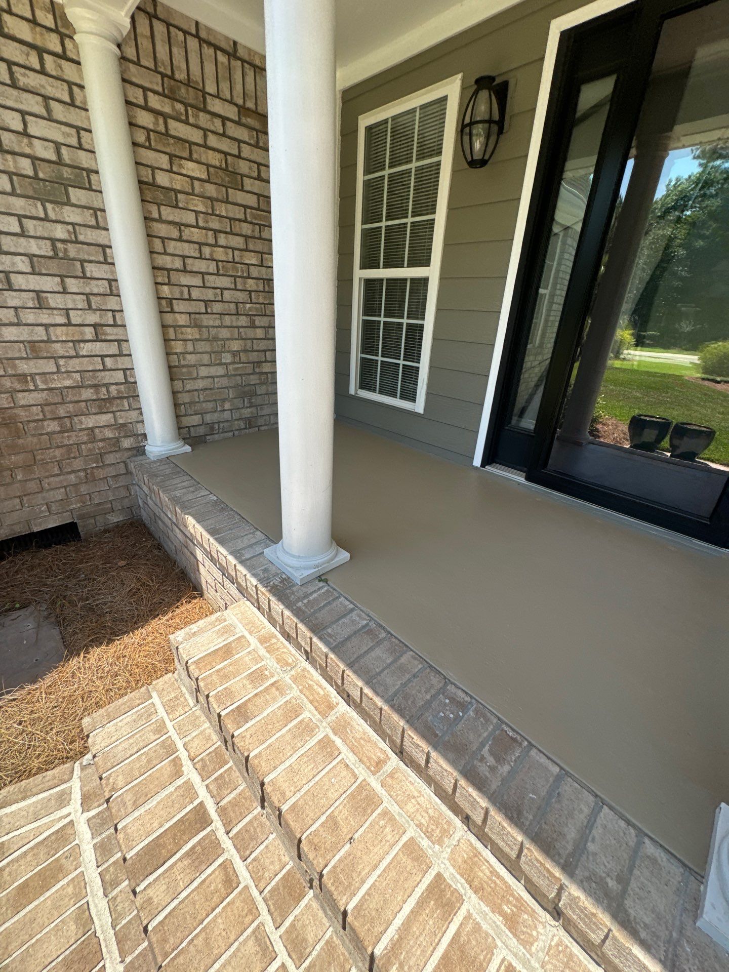 Concrete using AcryFin by DuraSeal
