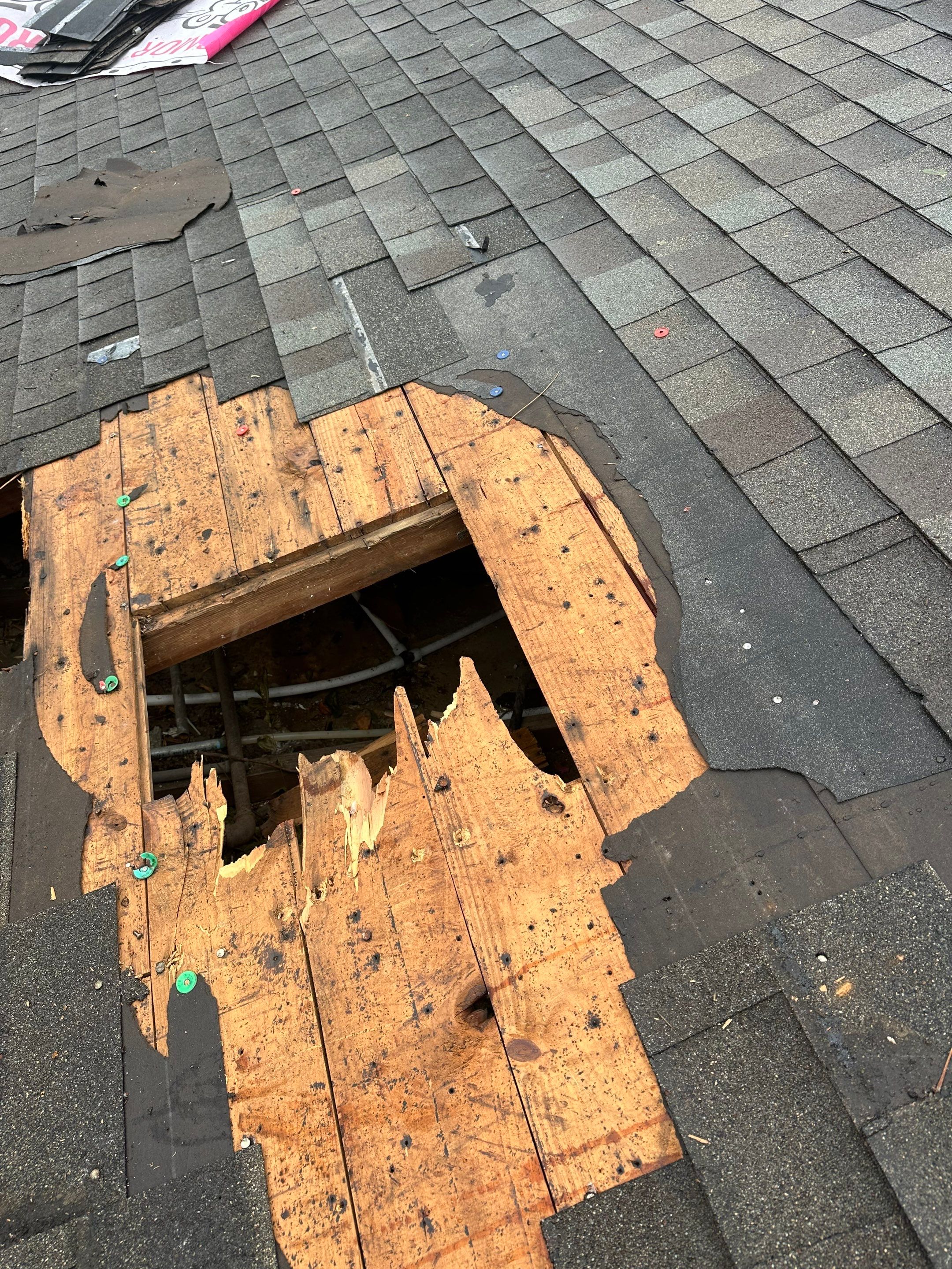 Hail Damage using Owen's Corning Duration (Lifetime) Shingles by Roof Repair Company