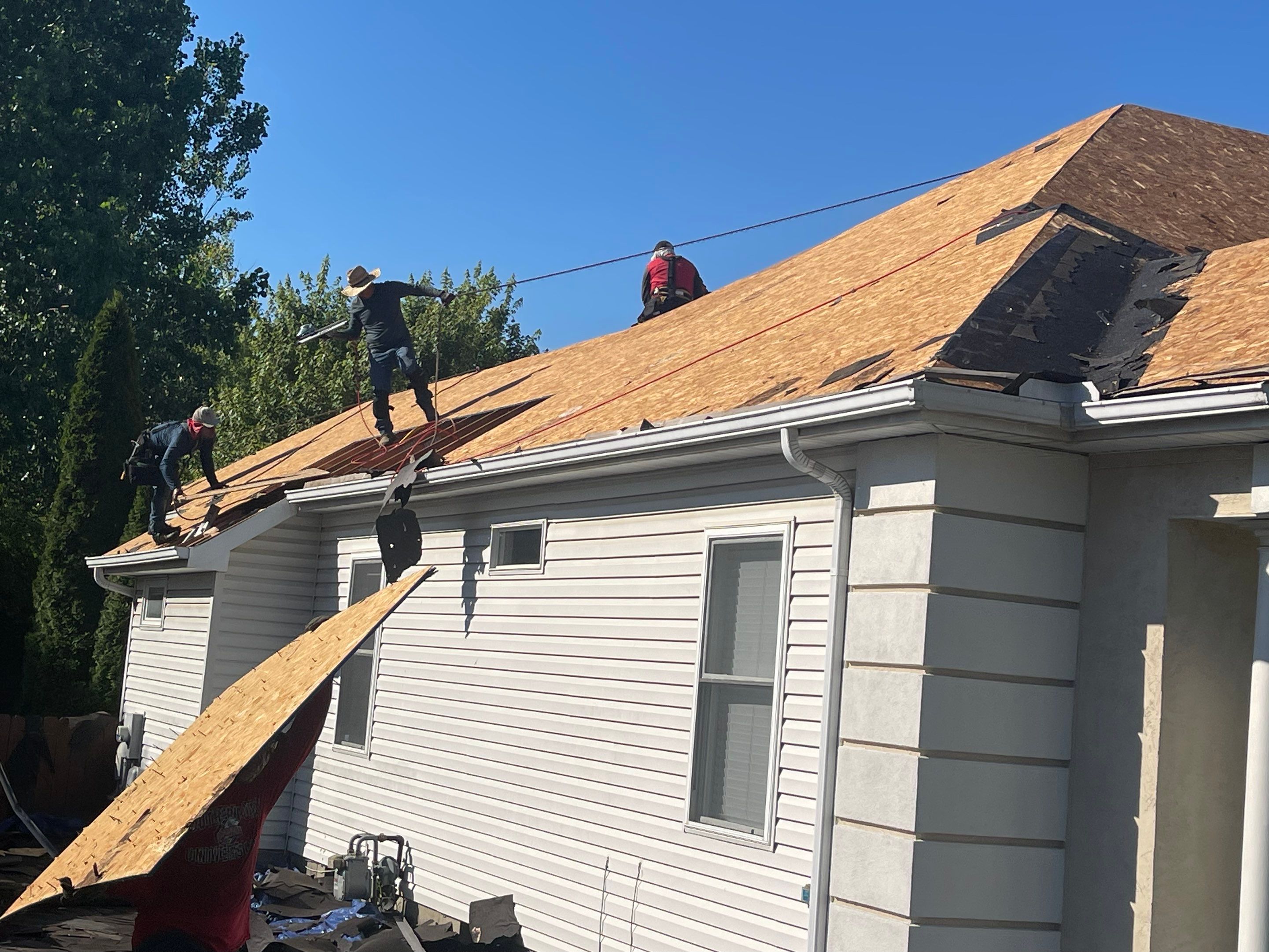 Residential Roofing Installation using IKO dimensional shingles by SOS Home Ohio 