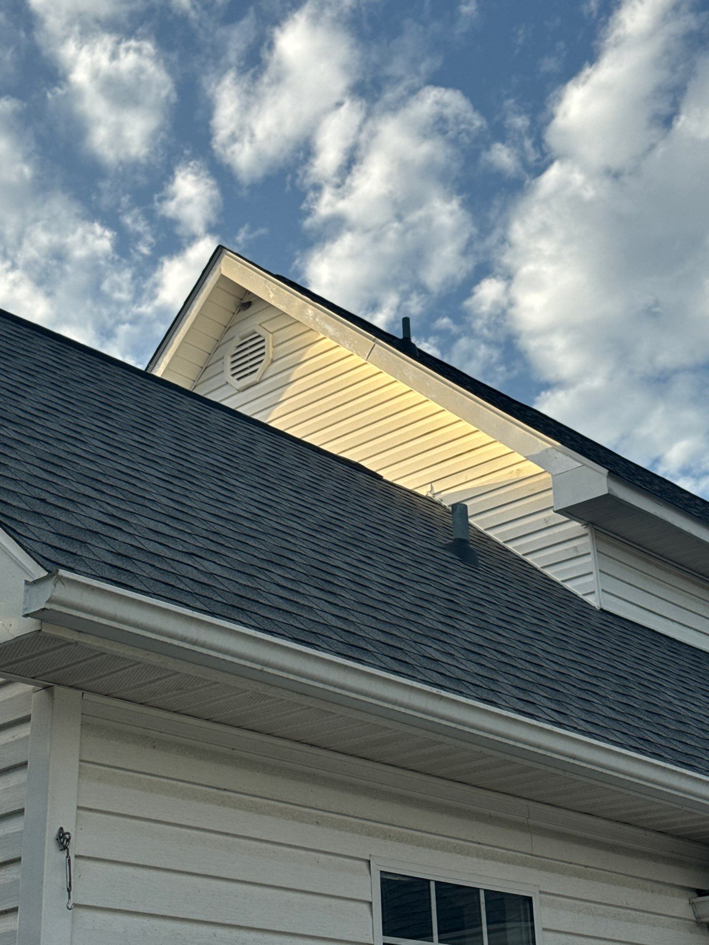 GAF HDZ - Oyster Grey by Linta Roofing