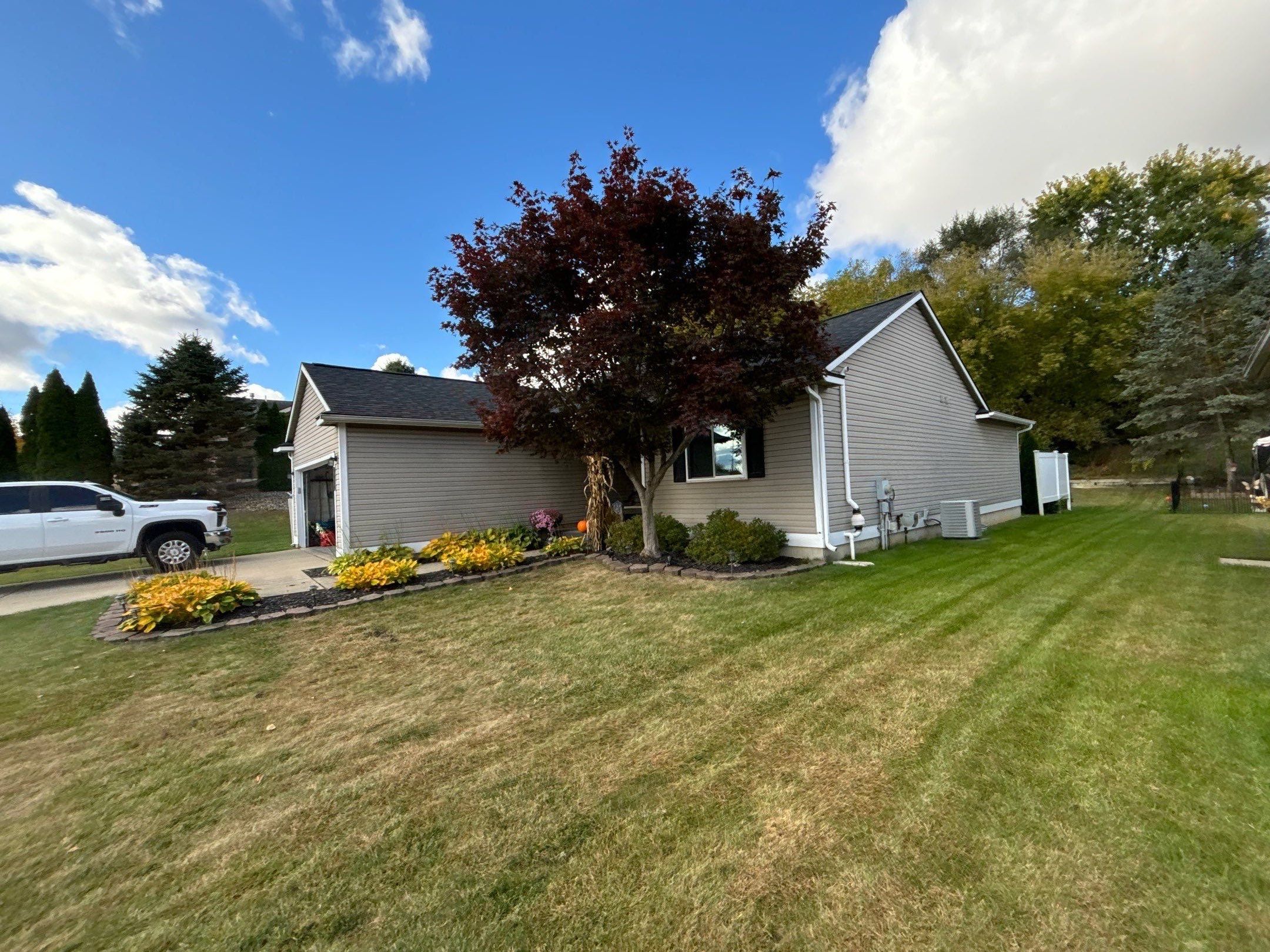 Siding Replacement using Alside Charter Oak D4.5" Riveria Dusk by 180 Contractors