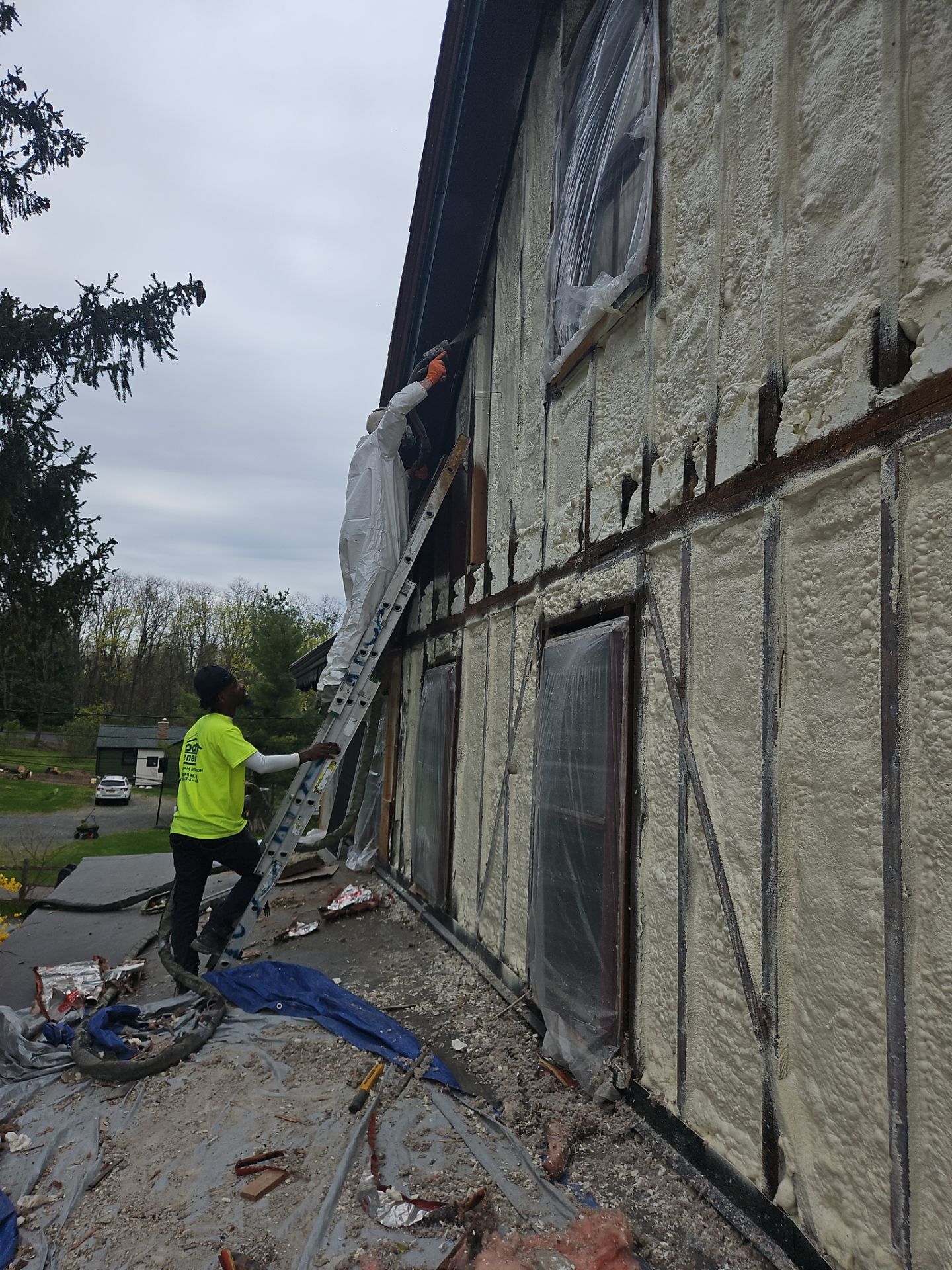 Siding Installation using Closed Cell Spray Foam by NYS Foam & Energy