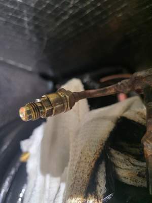 AC Refrigerant Line Leak Repair — Marblehead MA