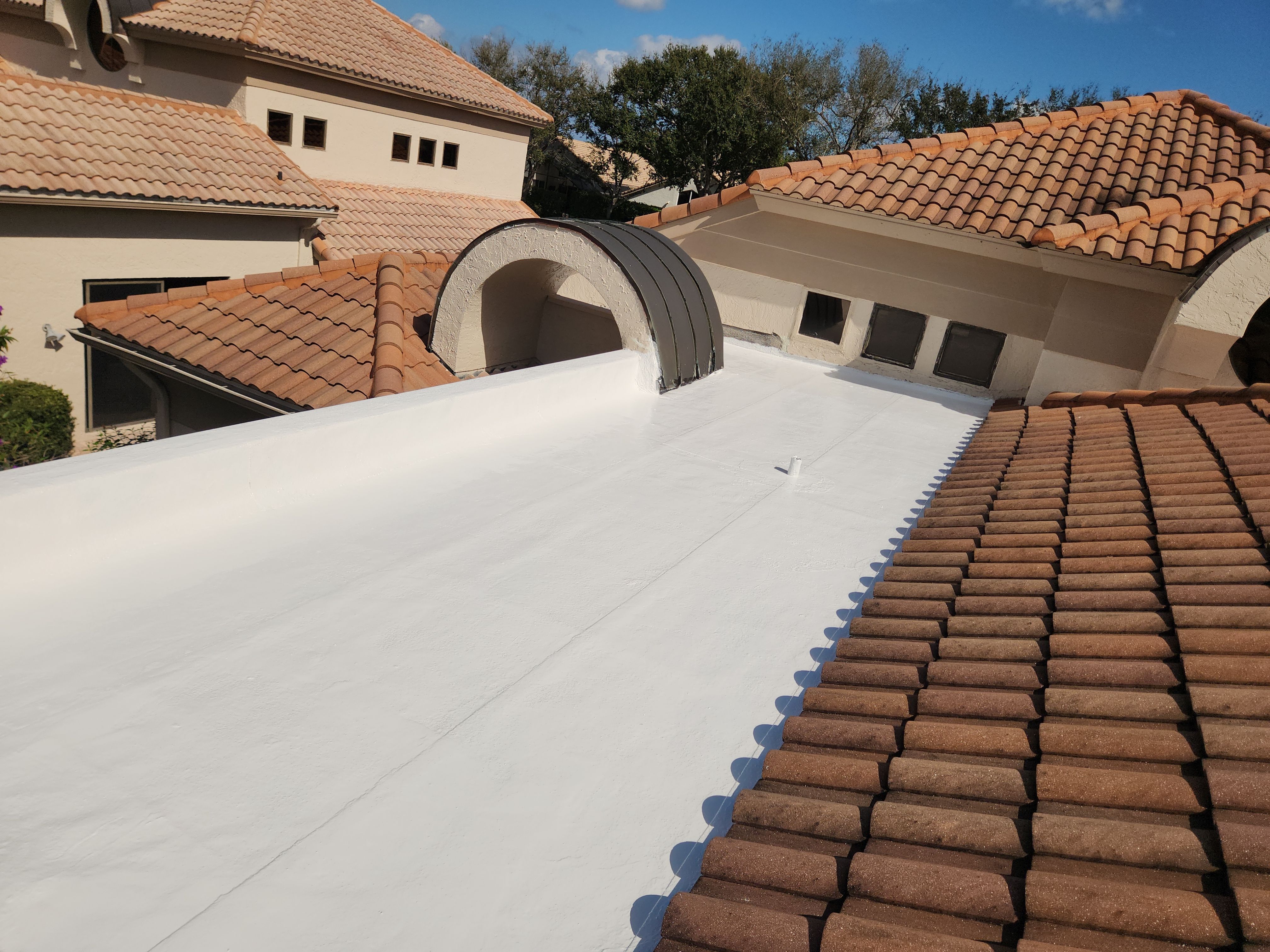 Flat Roof Waterproofing and Silicone Coating in Boca Raton by Aastro Roofing